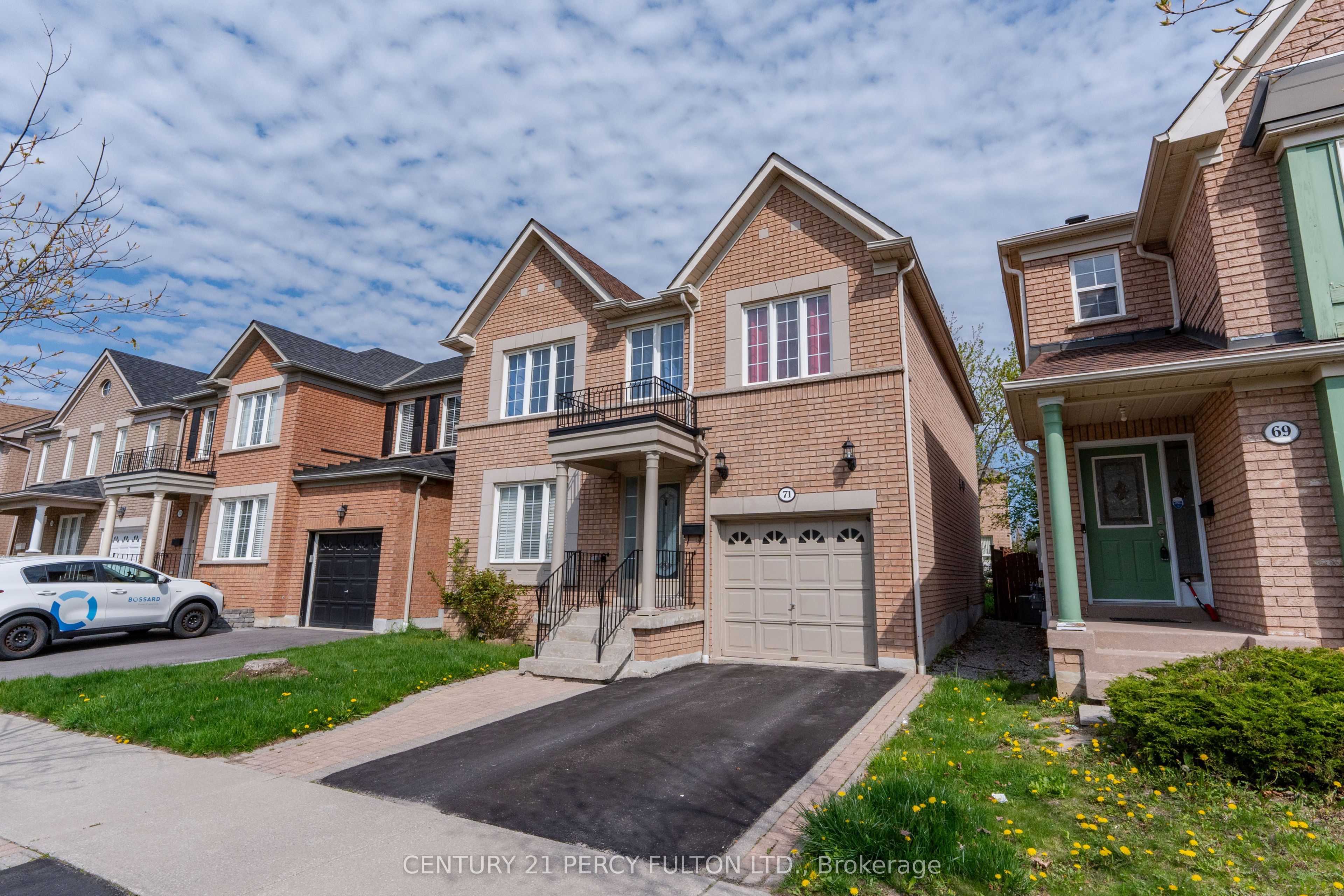 71 Armitage Crescent, Ajax, ON L1T 4K9 photo 3