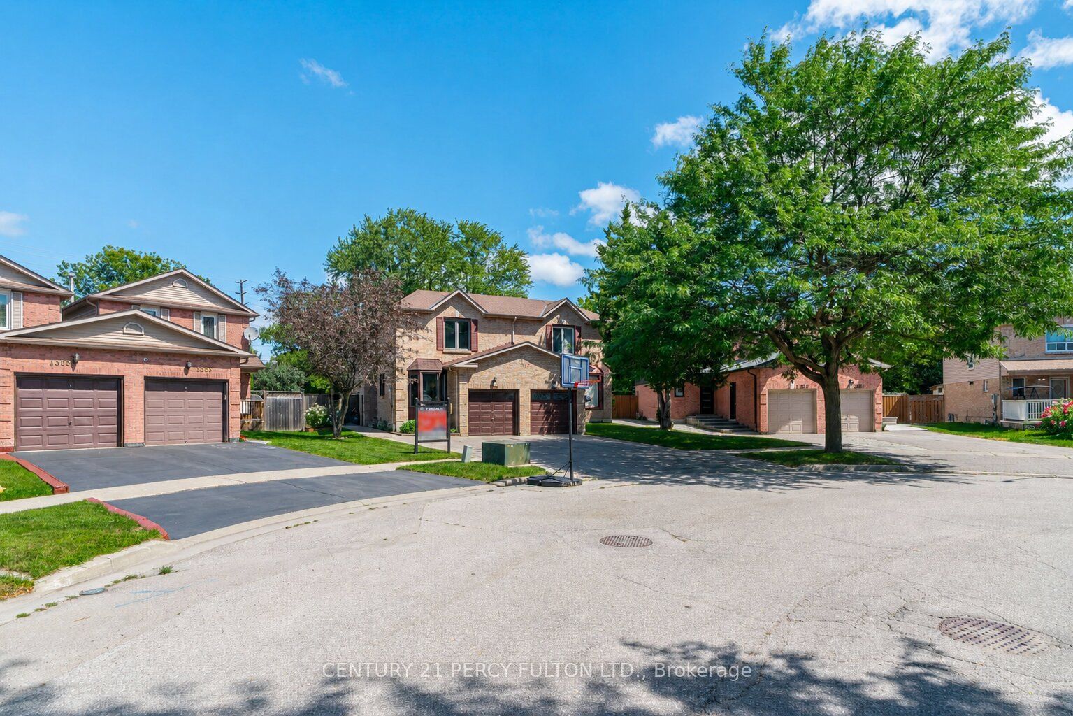 1391 Anton Square, Pickering, ON L1V 5T5 photo 3