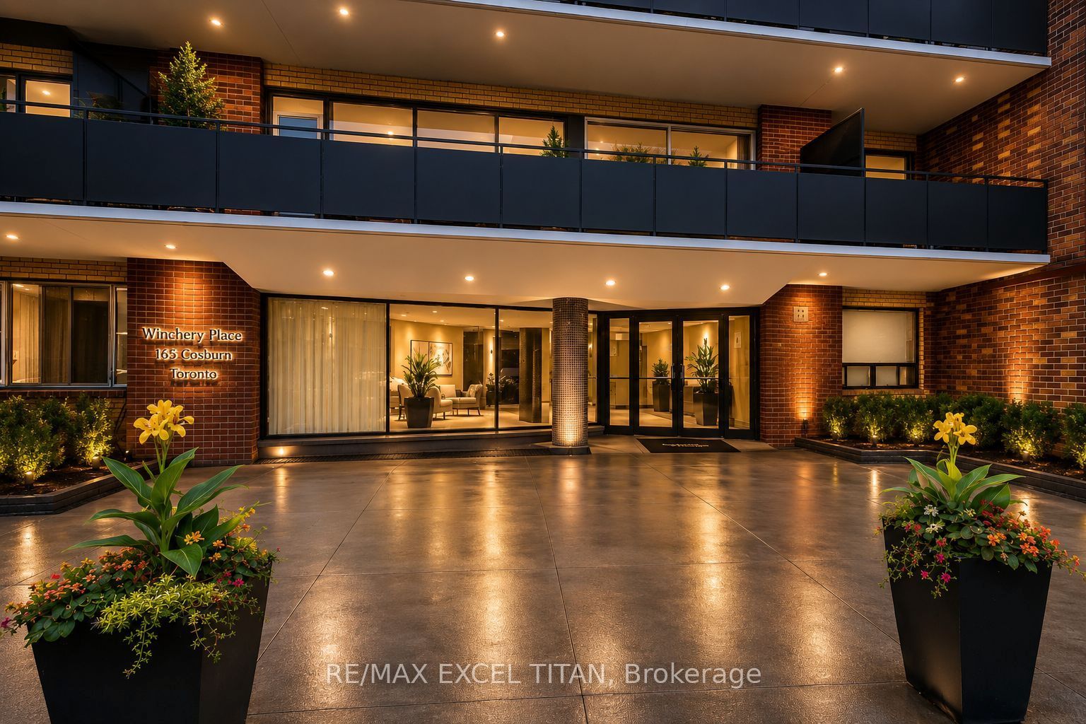 165 Cosburn Avenue 101, Toronto, ON M4J 2L3 photo 2