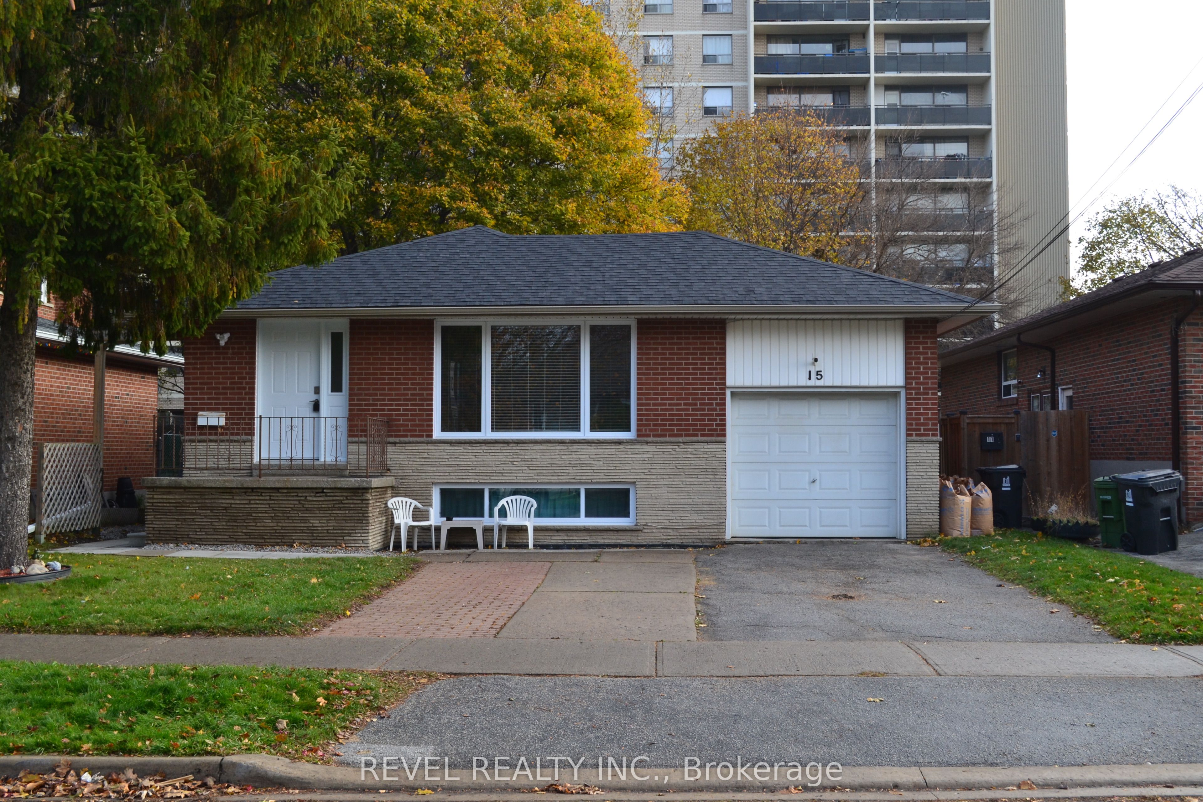 15 Cedar Brae Boulevard, Toronto, ON M1J 2K1