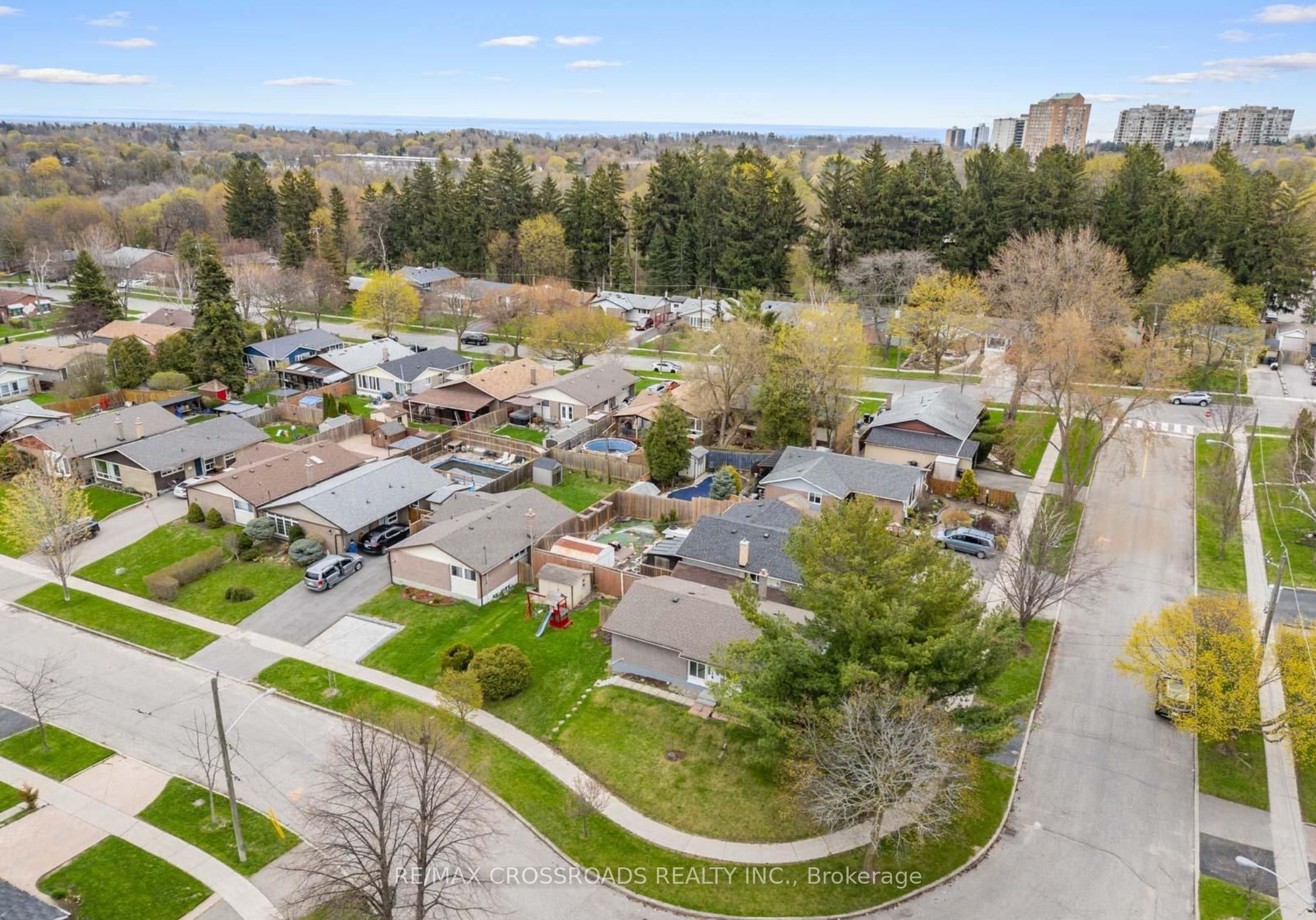 19 Shoreland Crescent Bsmt, Toronto, ON M1G 1M4 photo 3