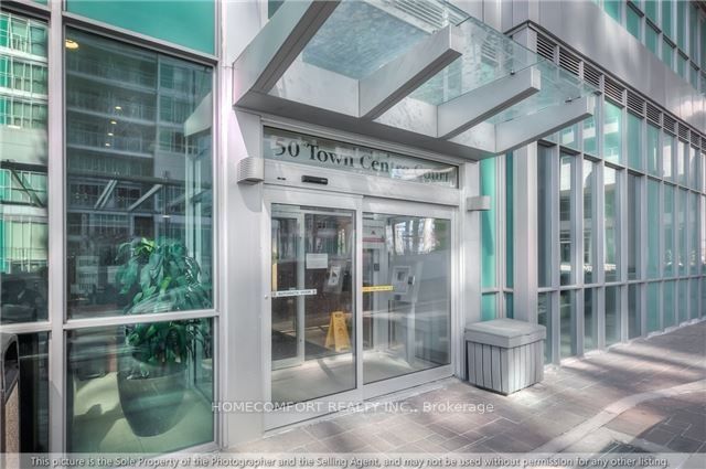 50 Town Centre Court 2107, Toronto, ON M1P 0A9 photo 2