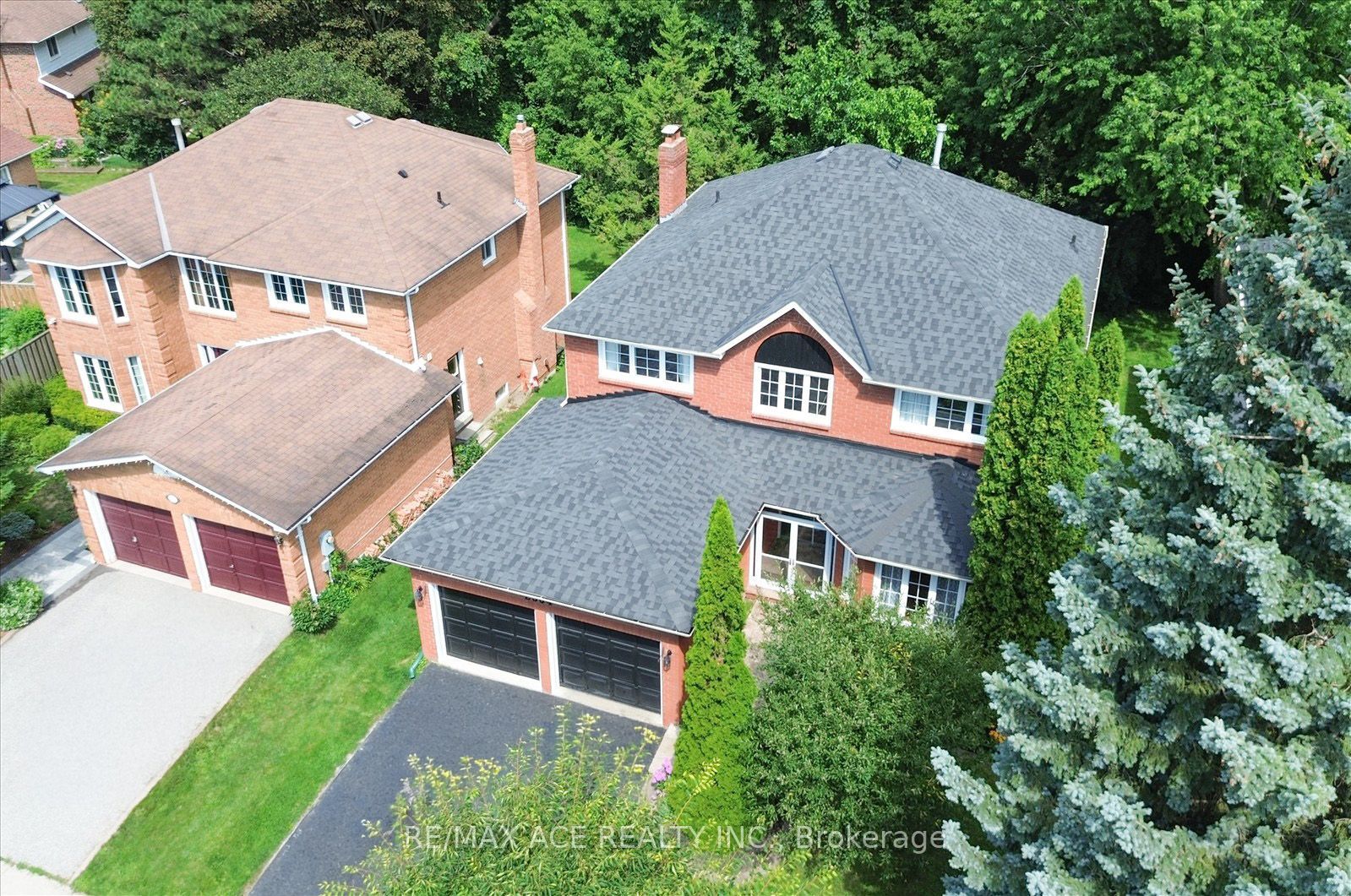 2504 Linwood Street, Pickering, ON L1X 2P6 photo 4