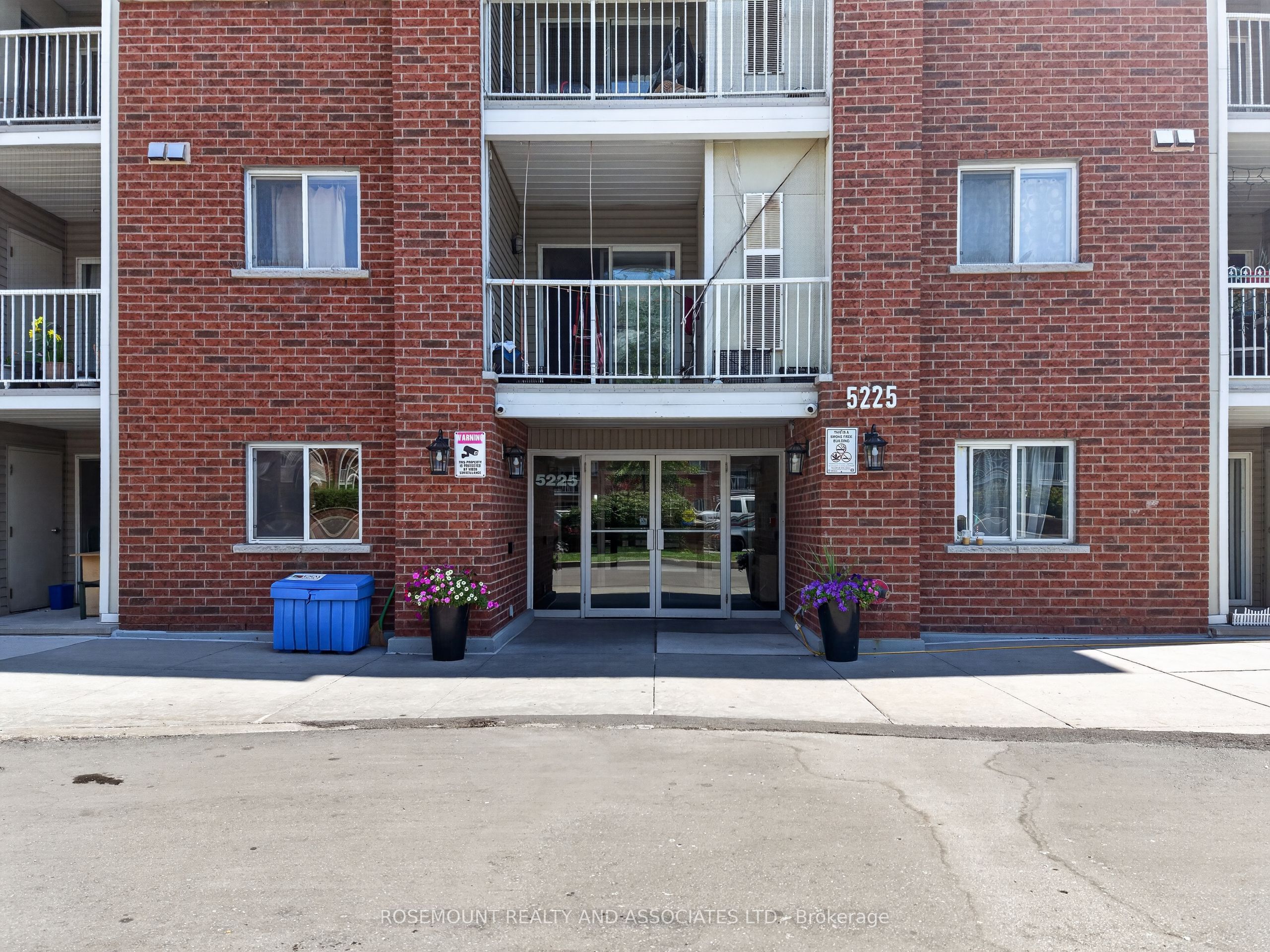 5225 Finch Avenue E 202, Toronto, ON M1S 5W8 photo 3