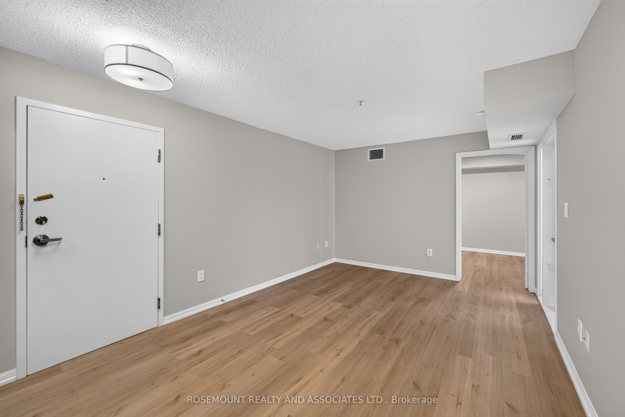 5225 Finch Avenue E 202, Toronto, ON M1S 5W8 photo 5