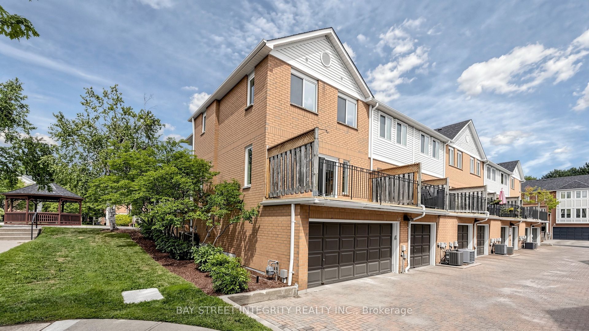 83 Mondeo Drive 331, Toronto, ON M1P 5B6 photo 2