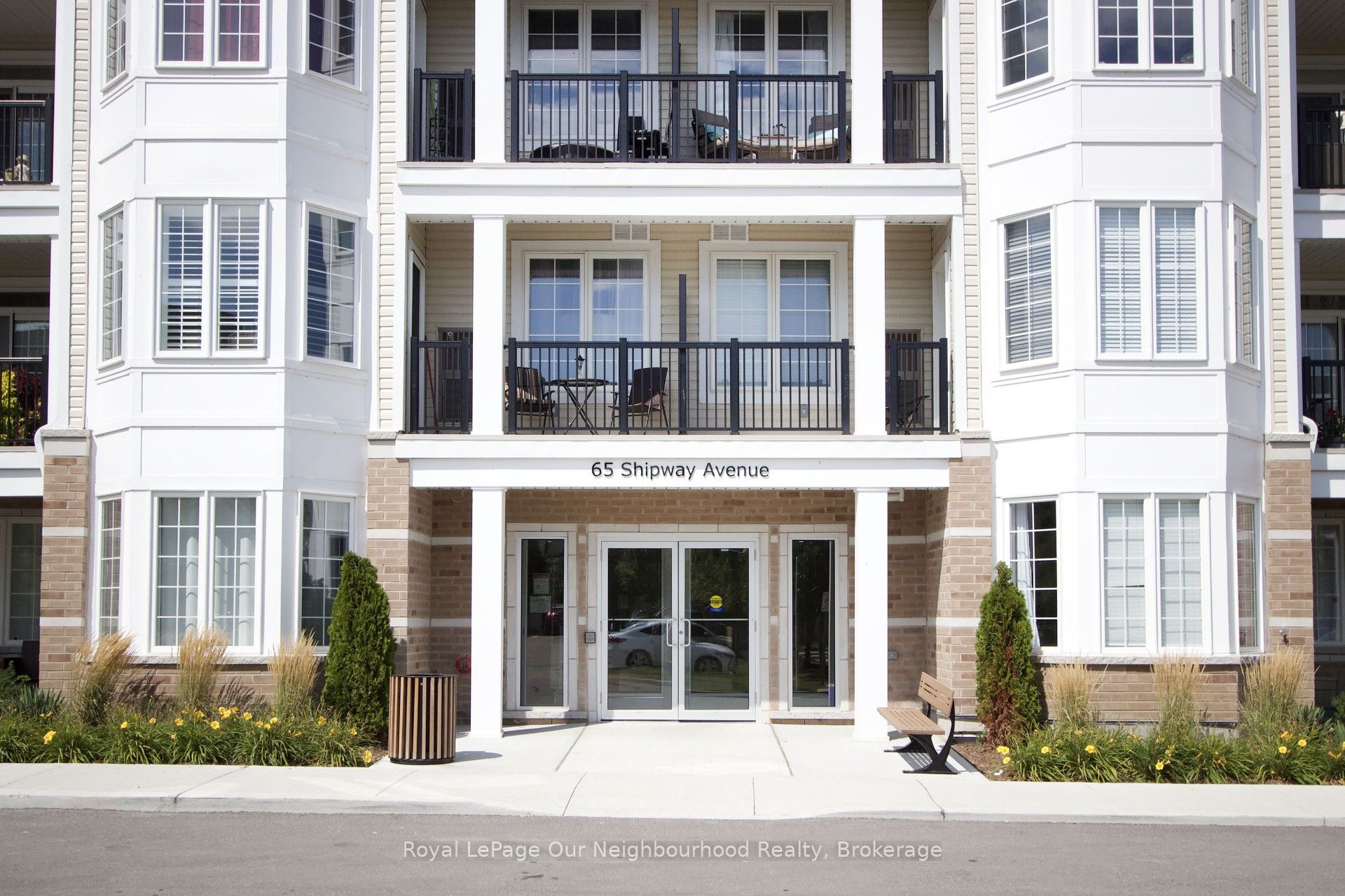 65 Shipway Avenue 210, Clarington, ON L1B 0B7 photo 2