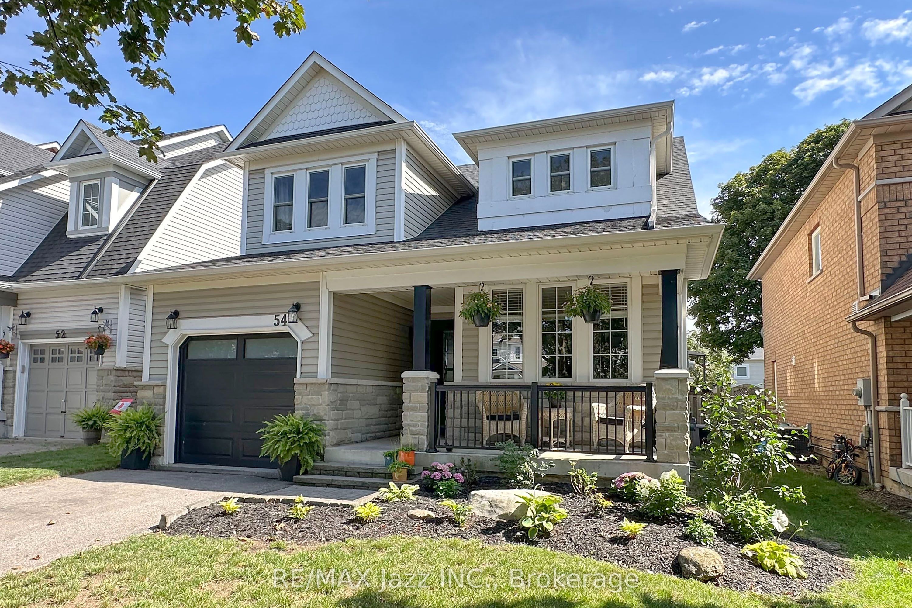 54 Melody Drive, Whitby, ON L1M 1K6 photo 2