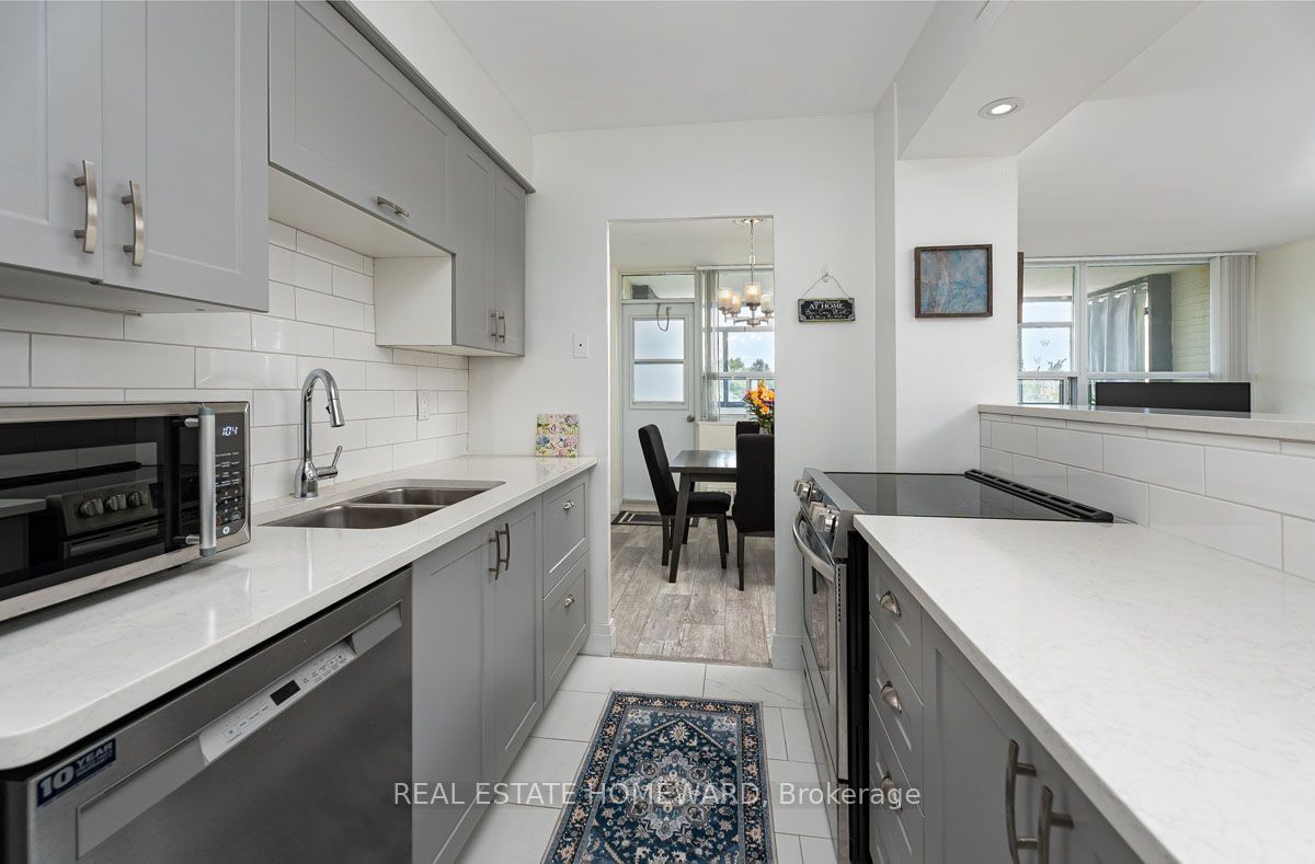 3311 Kingston Road 604, Toronto, ON M1M 1R1 photo 5
