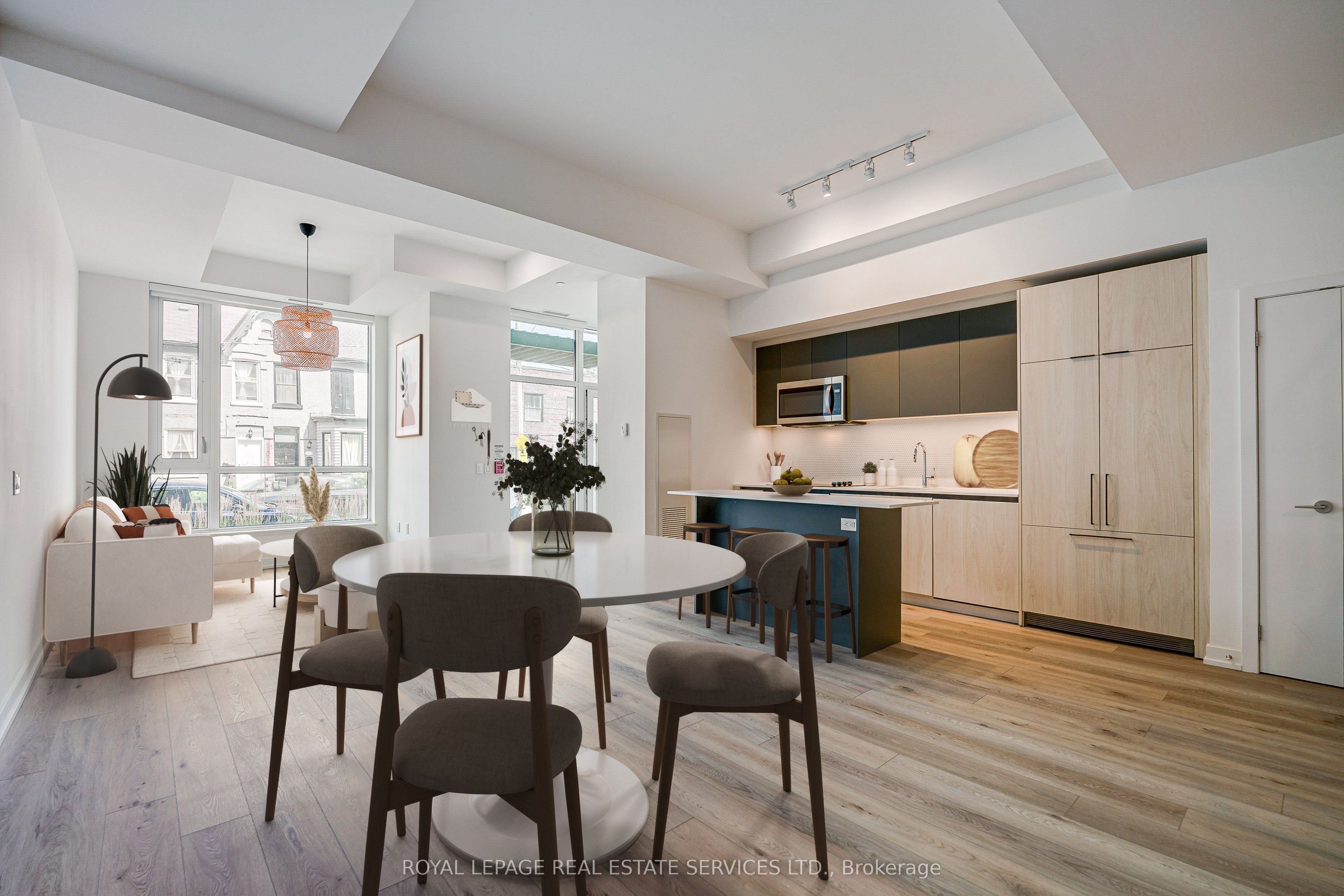 156 Logan Avenue 131, Toronto, ON M4M 0E4 photo 5