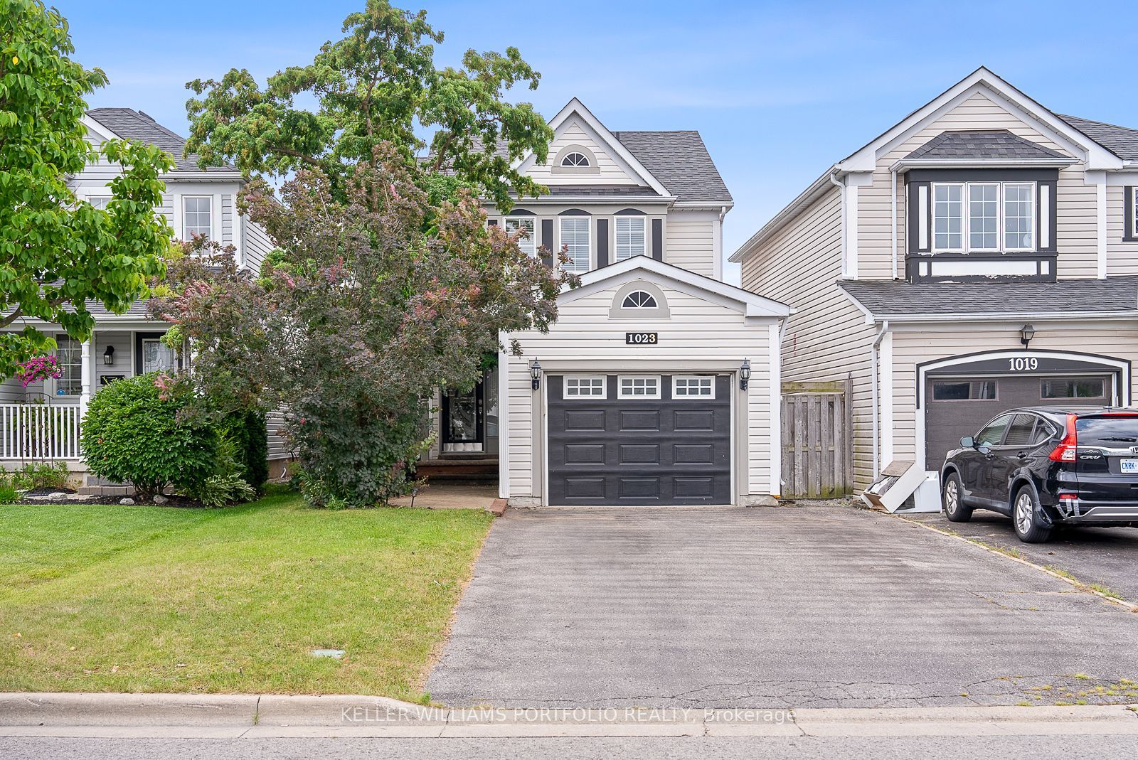 1023 Roseheath Street, Oshawa, ON L1K 2P9