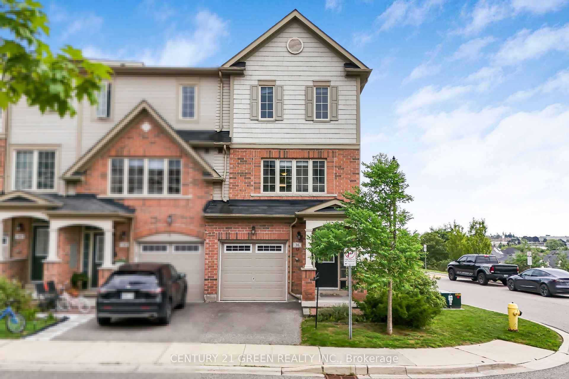 36 Comfort Way, Whitby, ON L1N 0K5 photo 2
