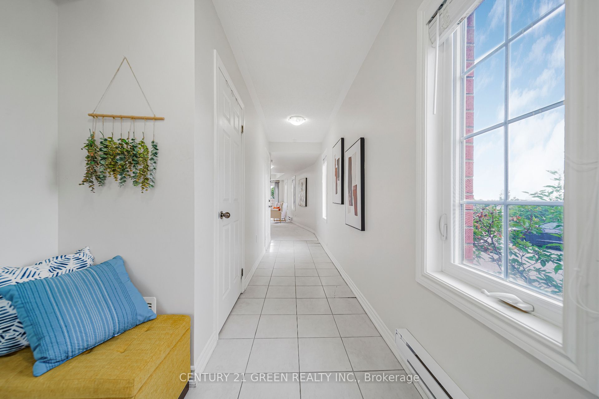 36 Comfort Way, Whitby, ON L1N 0K5 photo 5