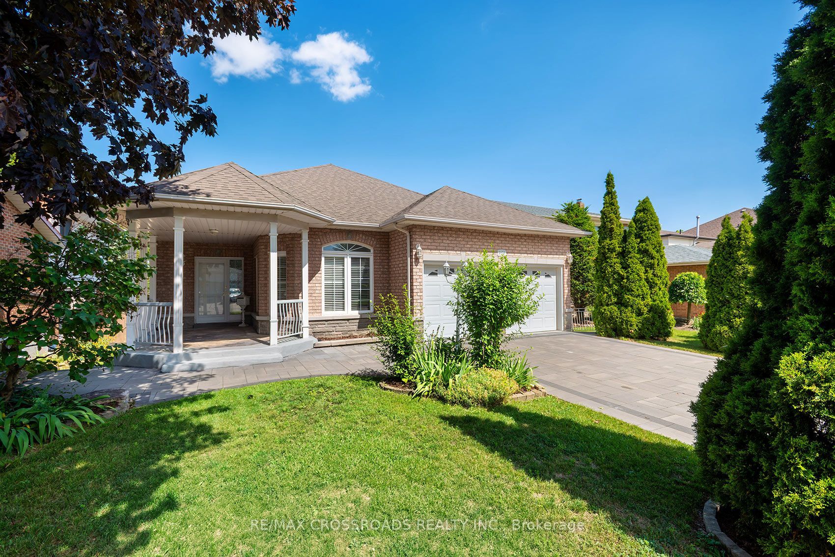 1859 New Street, Pickering, ON L1V 1S7 photo 2