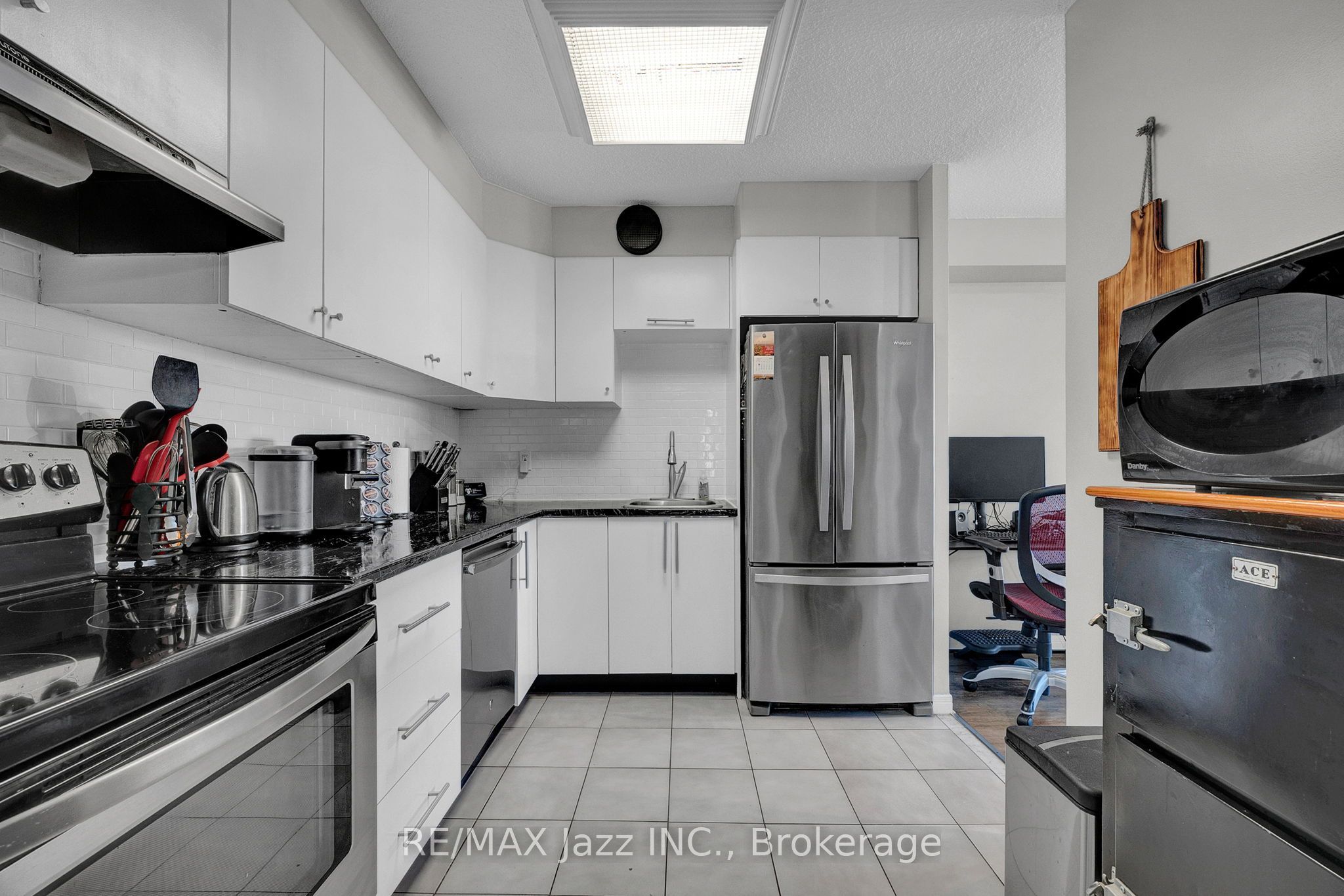 80 Athol Street E 608, Oshawa, ON L1H 8B7 photo 4