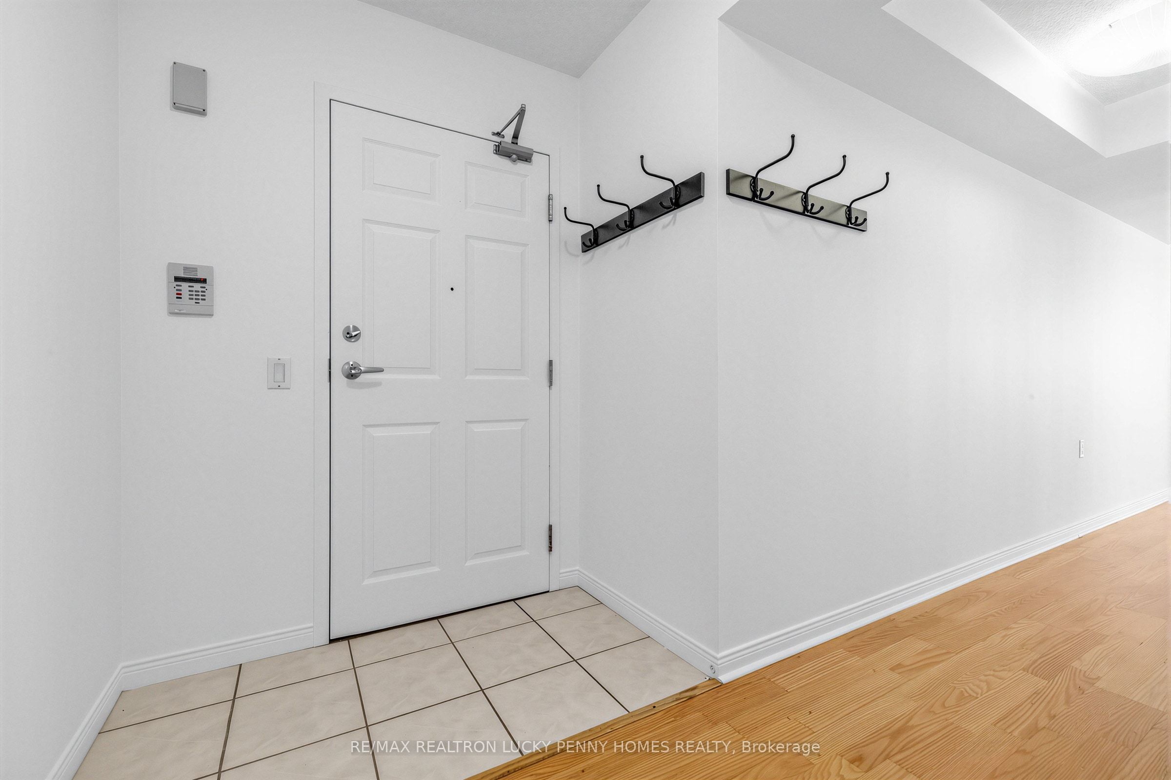 2800 Warden Avenue 807, Toronto, ON M1W 3Z6 photo 5