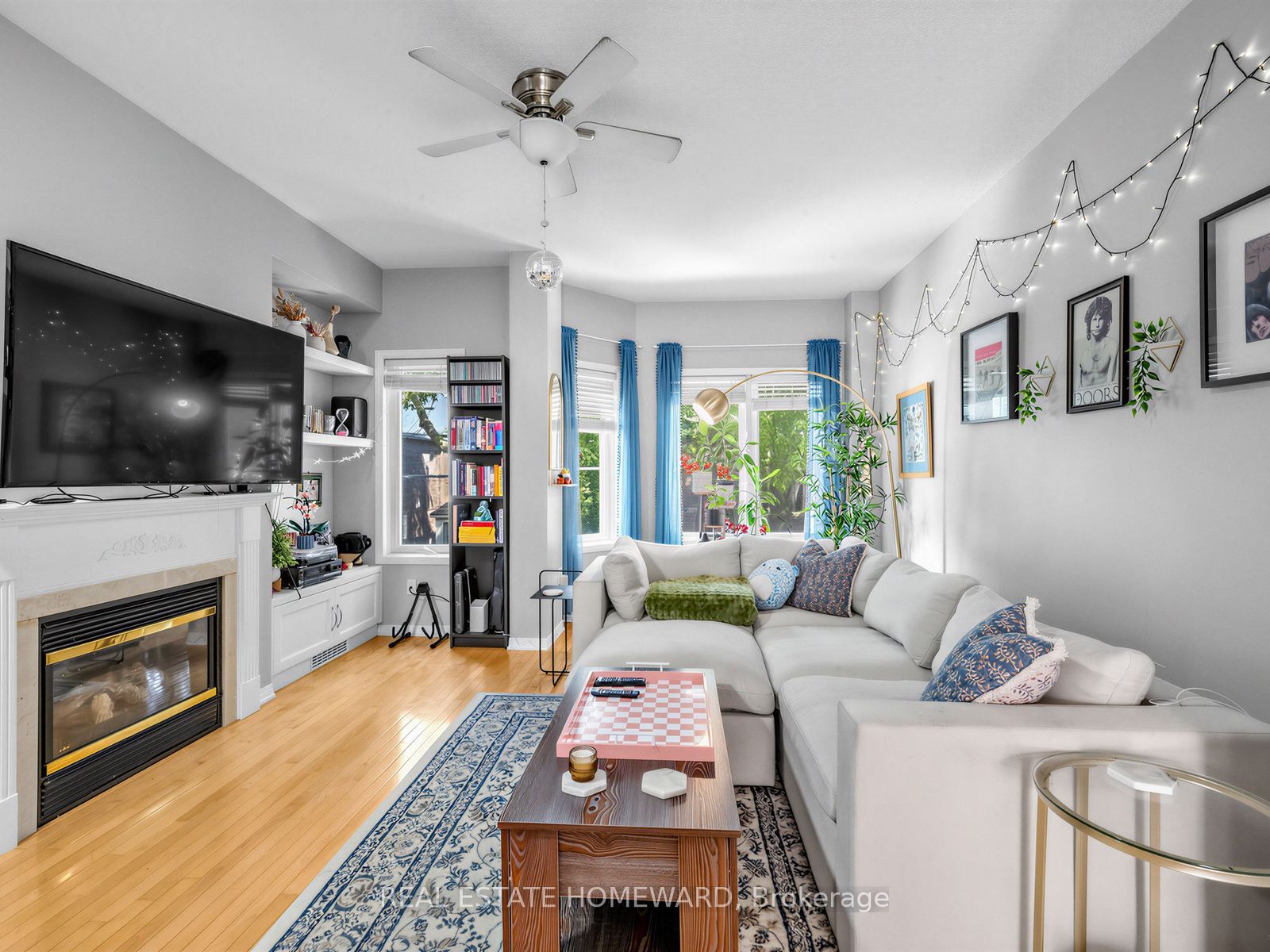 24 Filmic Lane, Toronto, ON M4M 3R1 photo 4