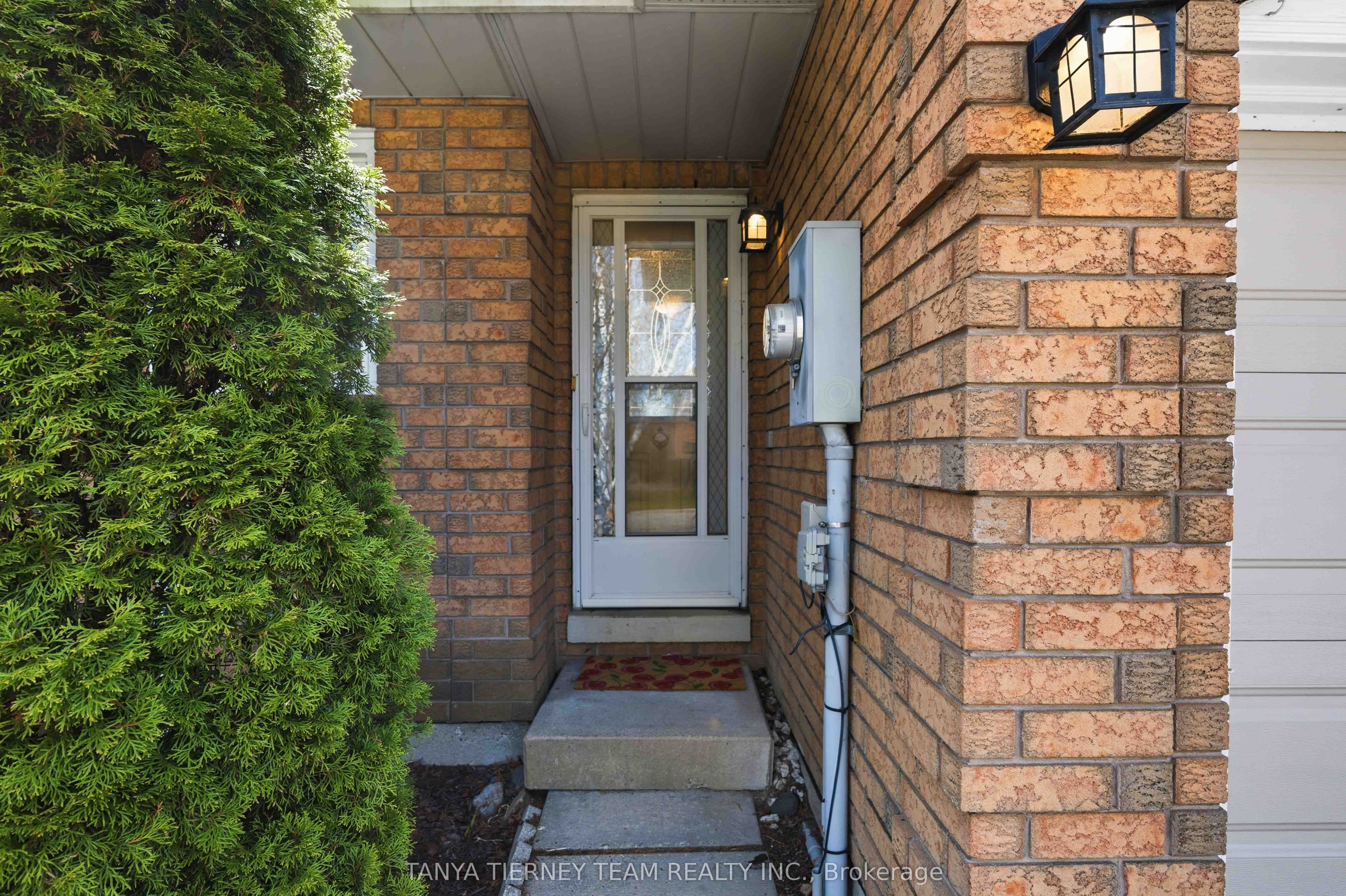 60 Pidduck Street, Clarington, ON L1E 2W2 photo 3