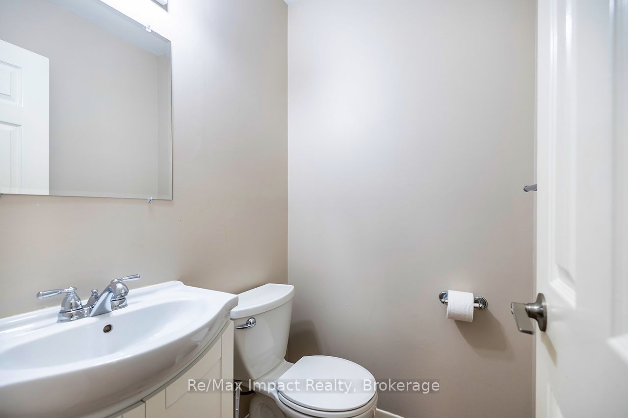 25 Tompkins Lane, Ajax, ON L1S 3L7 photo 4