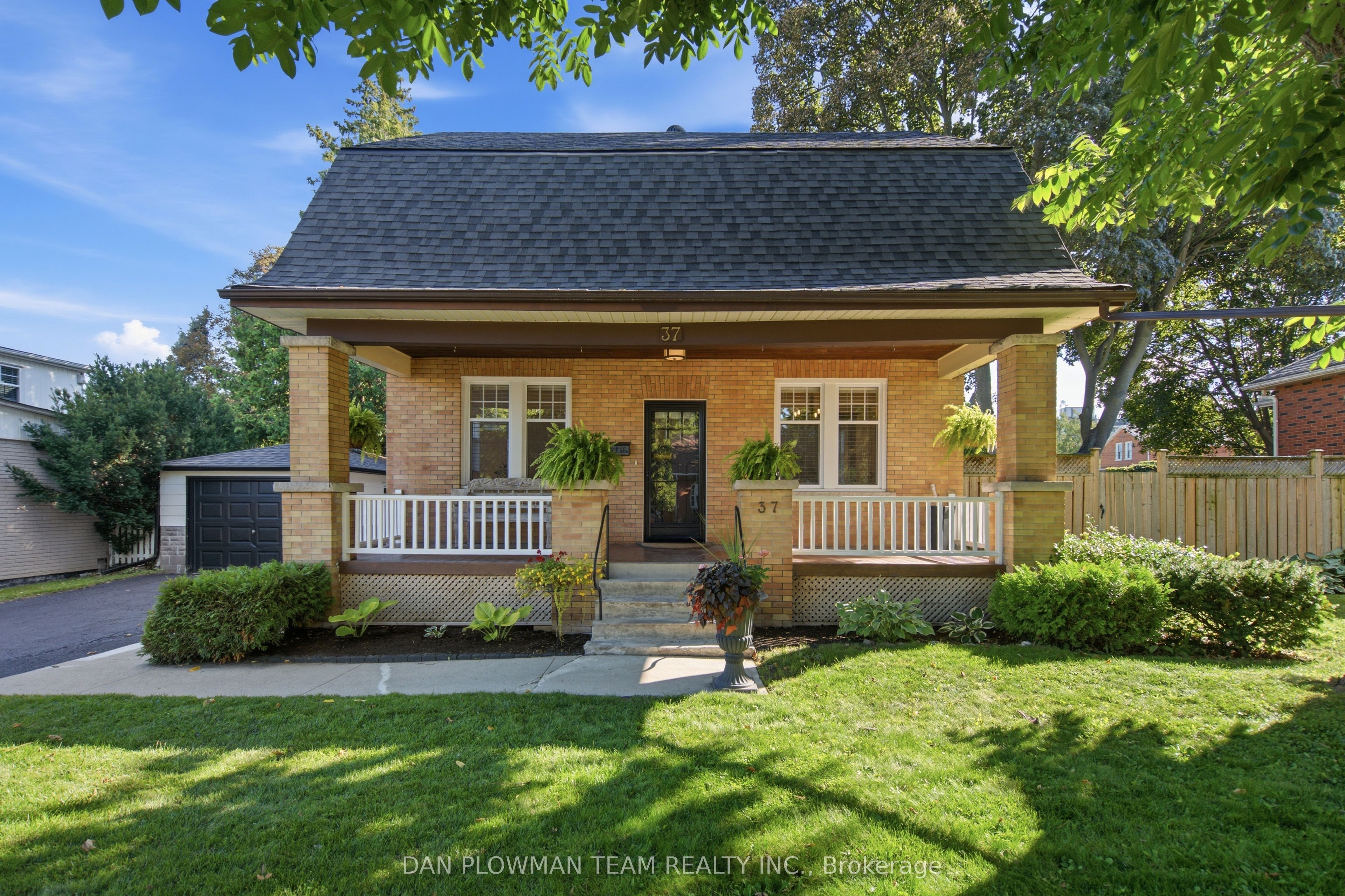 37 Wellington Street, Clarington, ON L1C 1V4