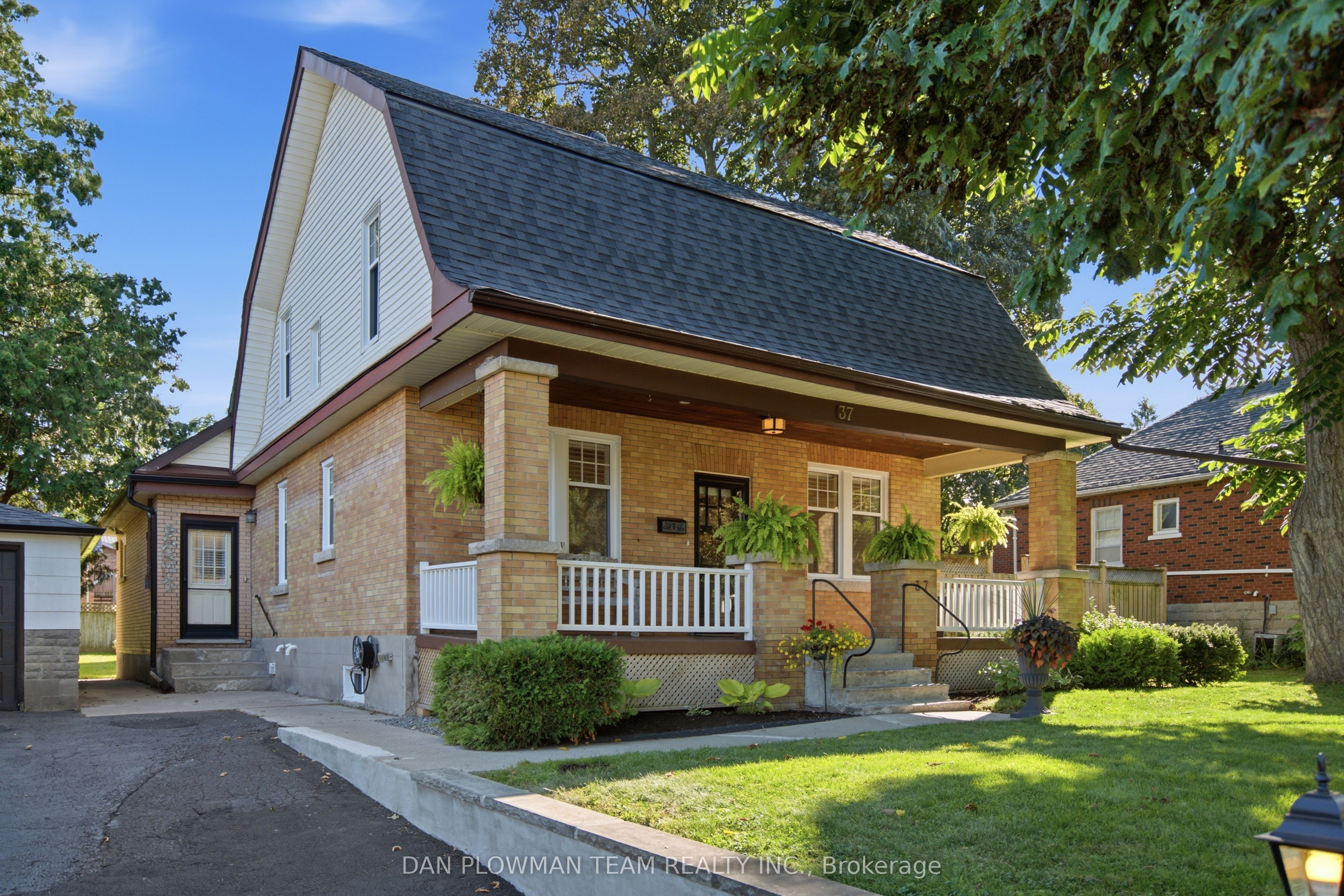 37 Wellington Street, Clarington, ON L1C 1V4 photo 3