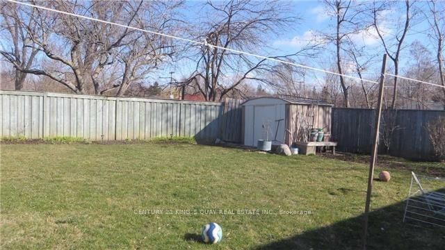 6 Norwalk Street Bsmt, Toronto, ON M1J 2V1 photo 2