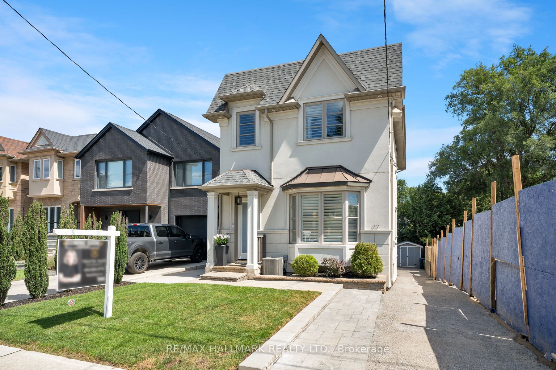 77 Leroy Avenue, Toronto, ON M4J 4G9
