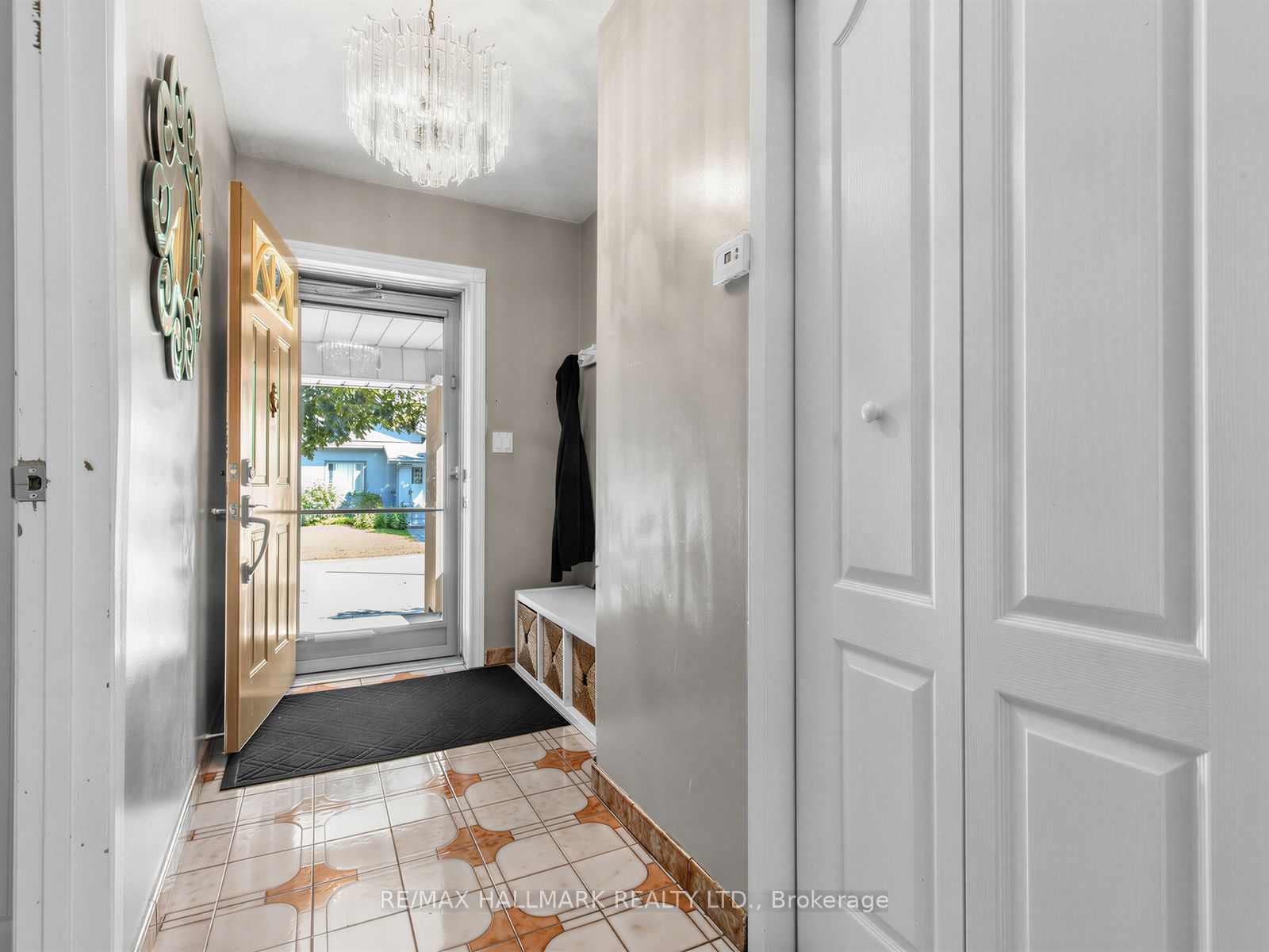 297 Strathmore Boulevard, Toronto, ON M4J 1P9 photo 5