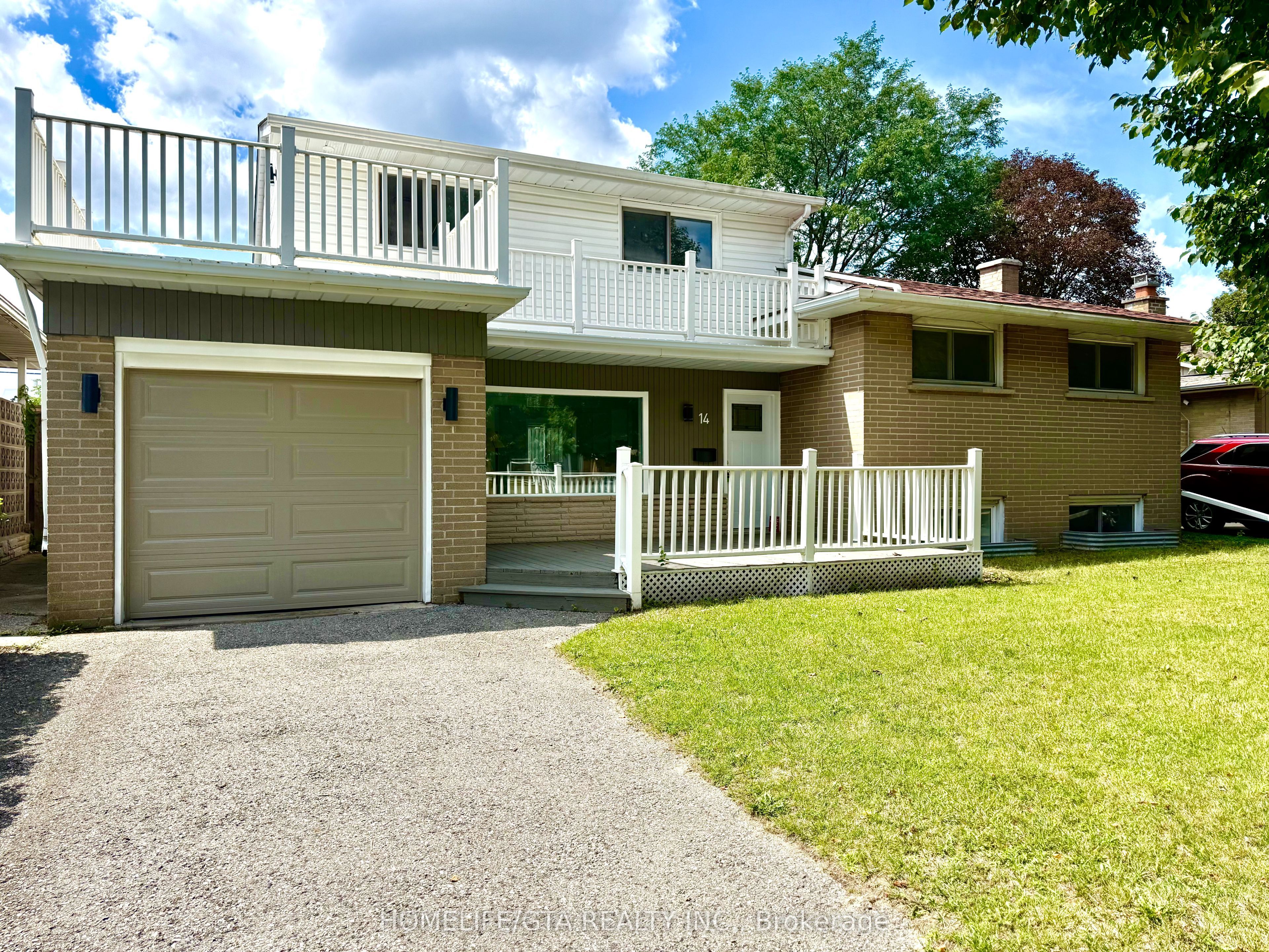 14 Heatherwood Road, Ajax, ON L1S 2K7 photo 2