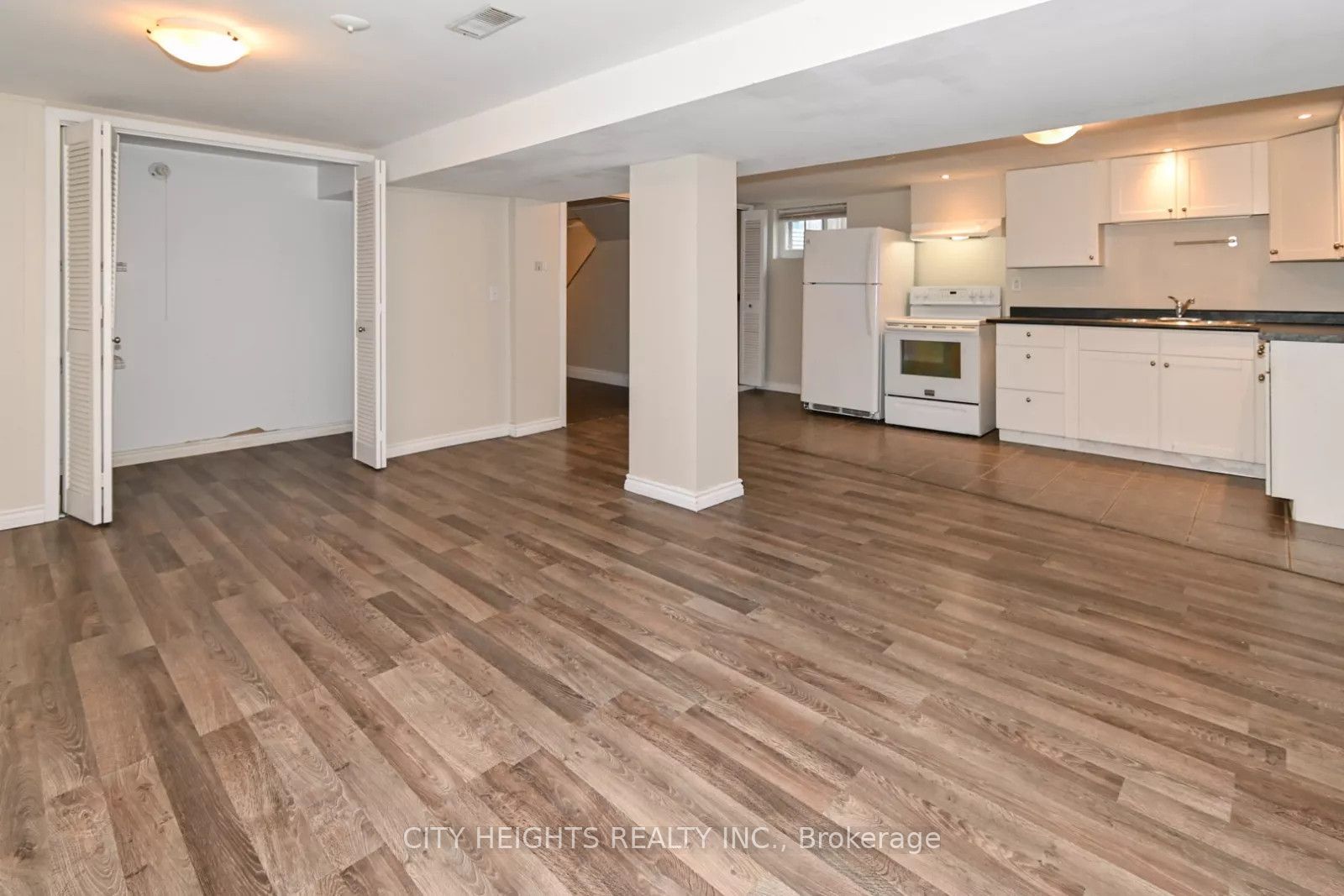 936 Somerville Street Basement, Oshawa, ON L1G 4J7 photo 5