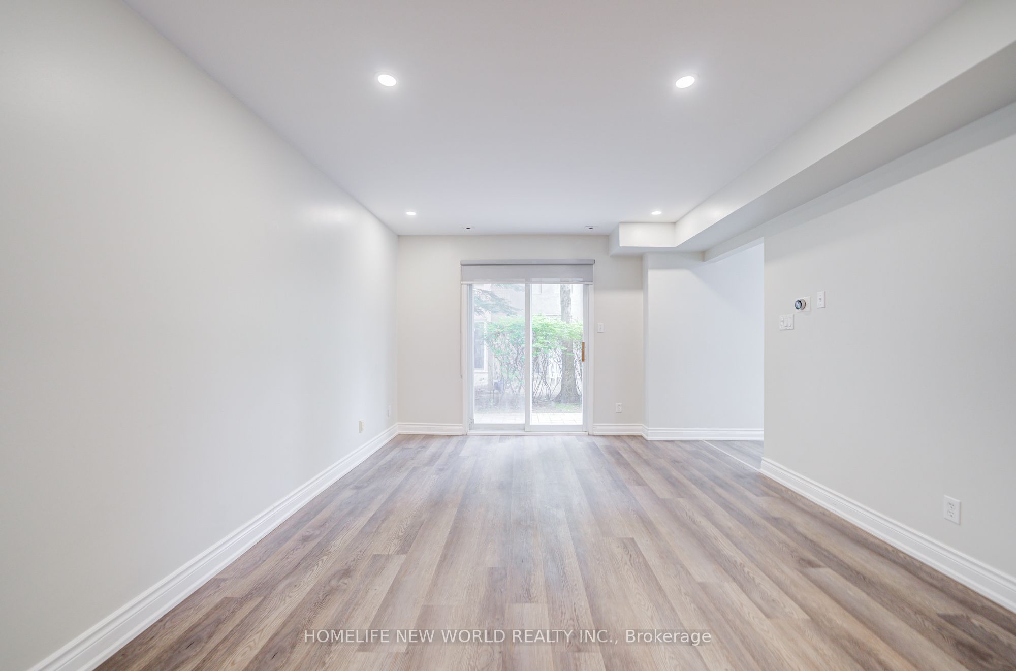 28 Rosebank Drive 1001, Toronto, ON M1B 5Z1 photo 4