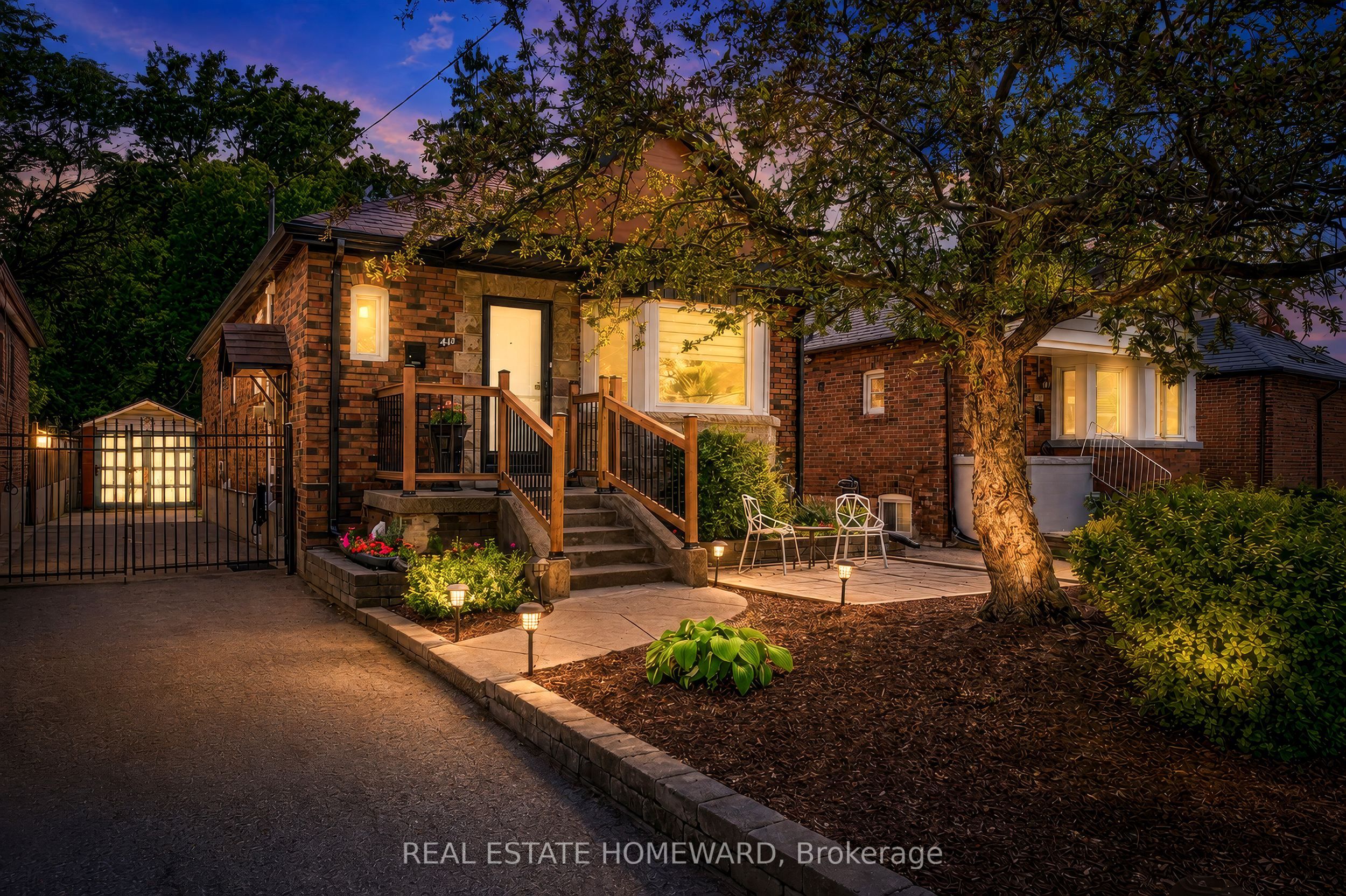 413 O'connor Drive, Toronto, ON M4J 2W4