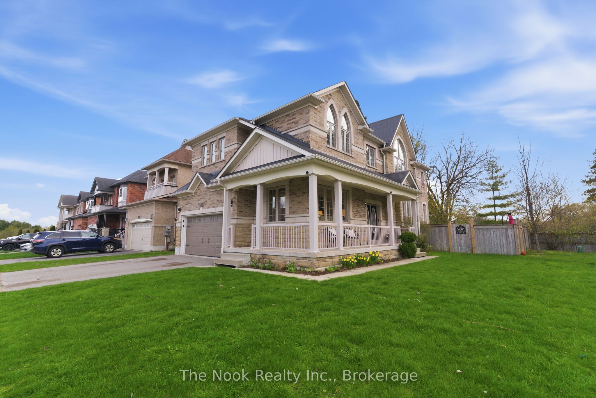 1 Wilbert Hoar Court, Clarington, ON L1E 0B2 photo 4
