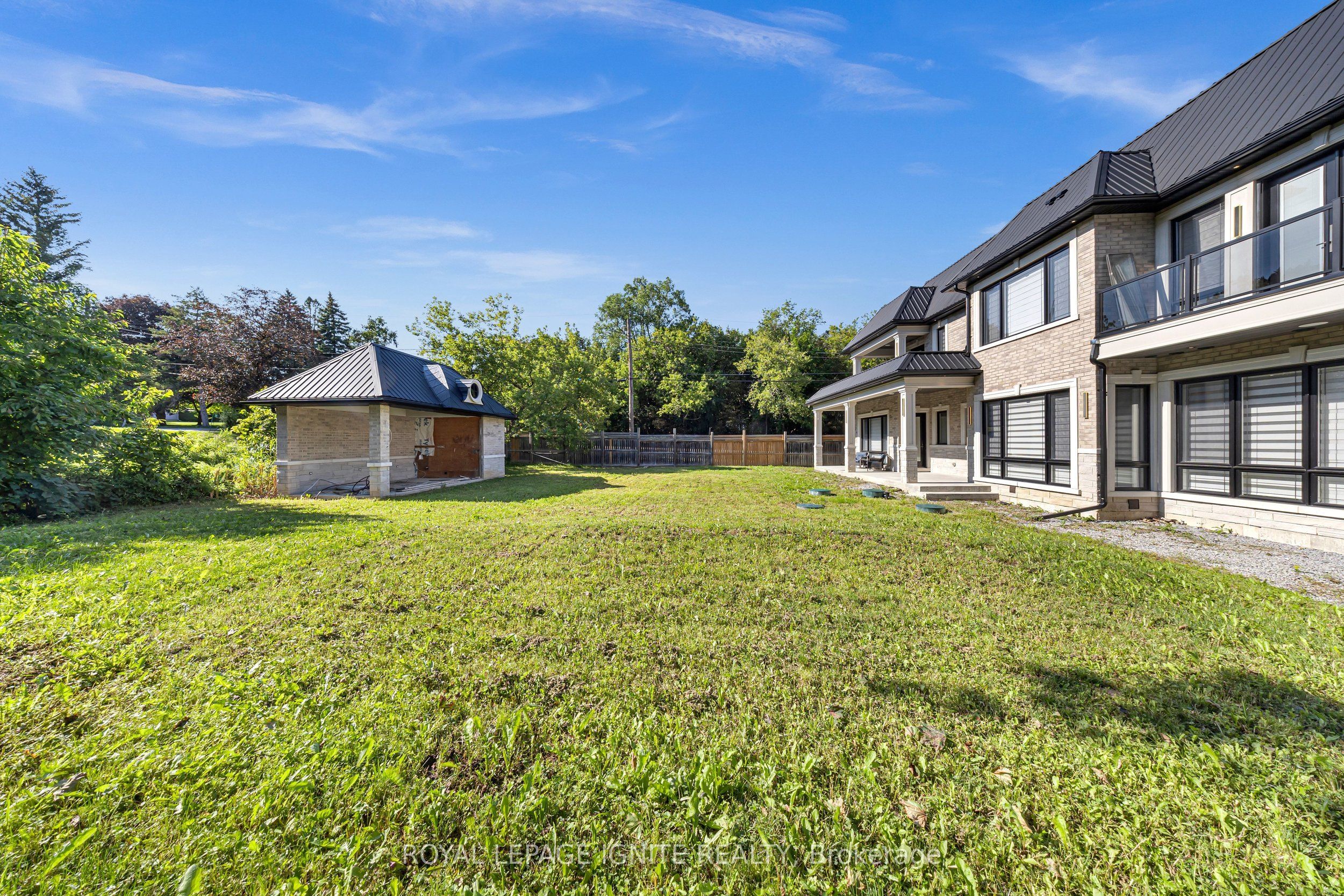 2342 Heska Road, Pickering, ON L1X 0K1 photo 2