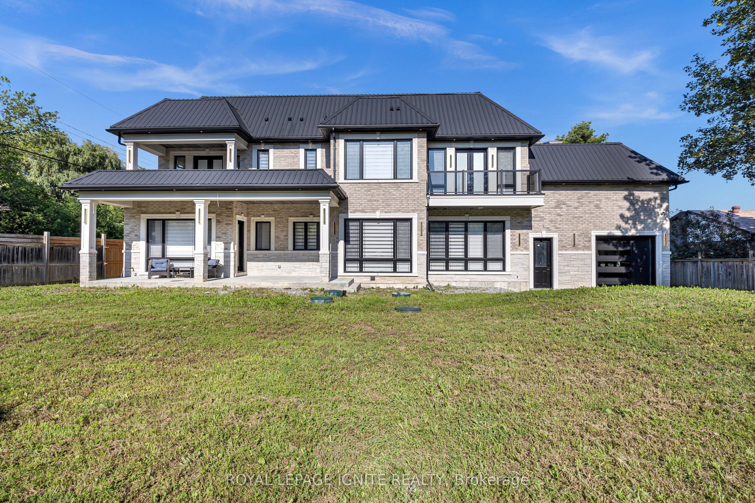 2342 Heska Road, Pickering, ON L1X 0K1 photo 3