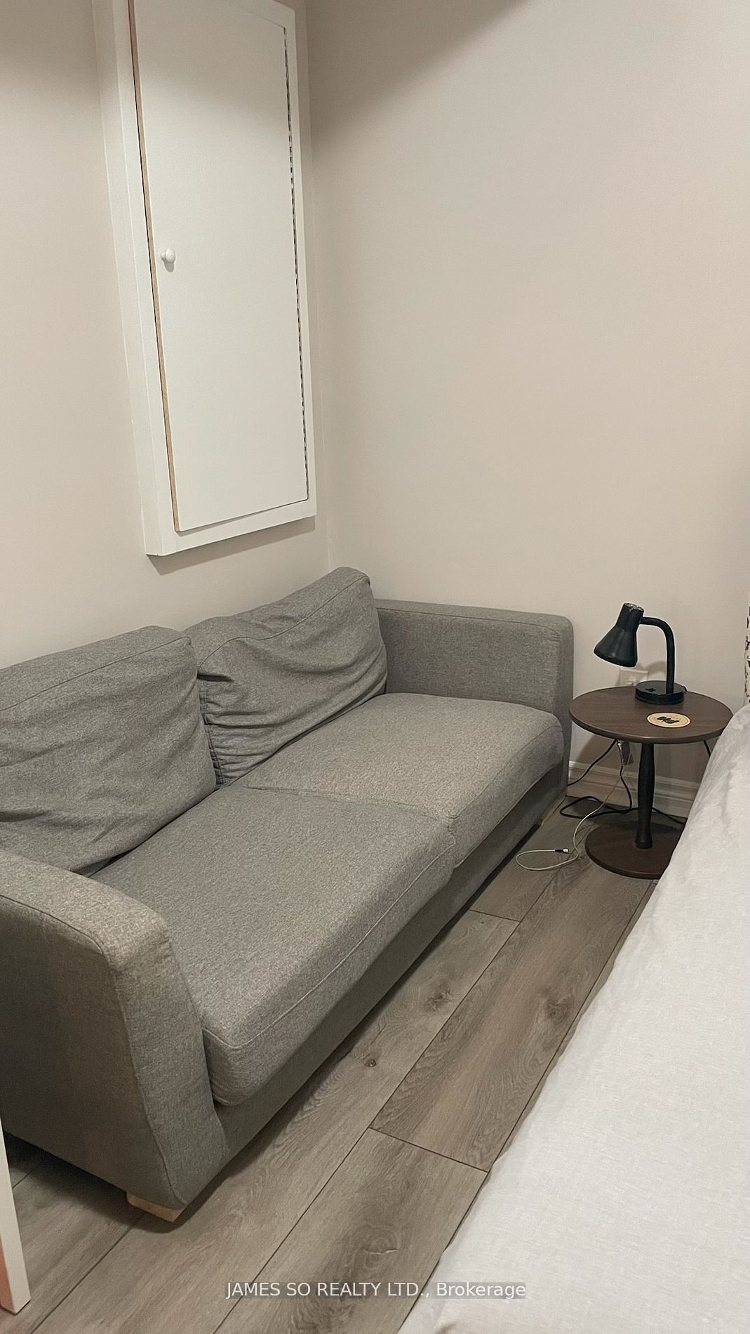 73 Ashdale Avenue Lower, Toronto, ON M4L 2Y6 photo 3