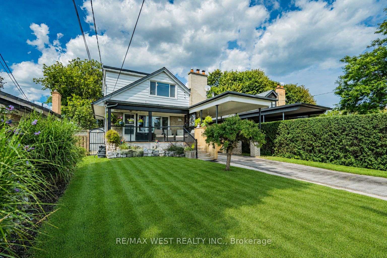 16 Shediac Road, Toronto, ON M1K 4Z7