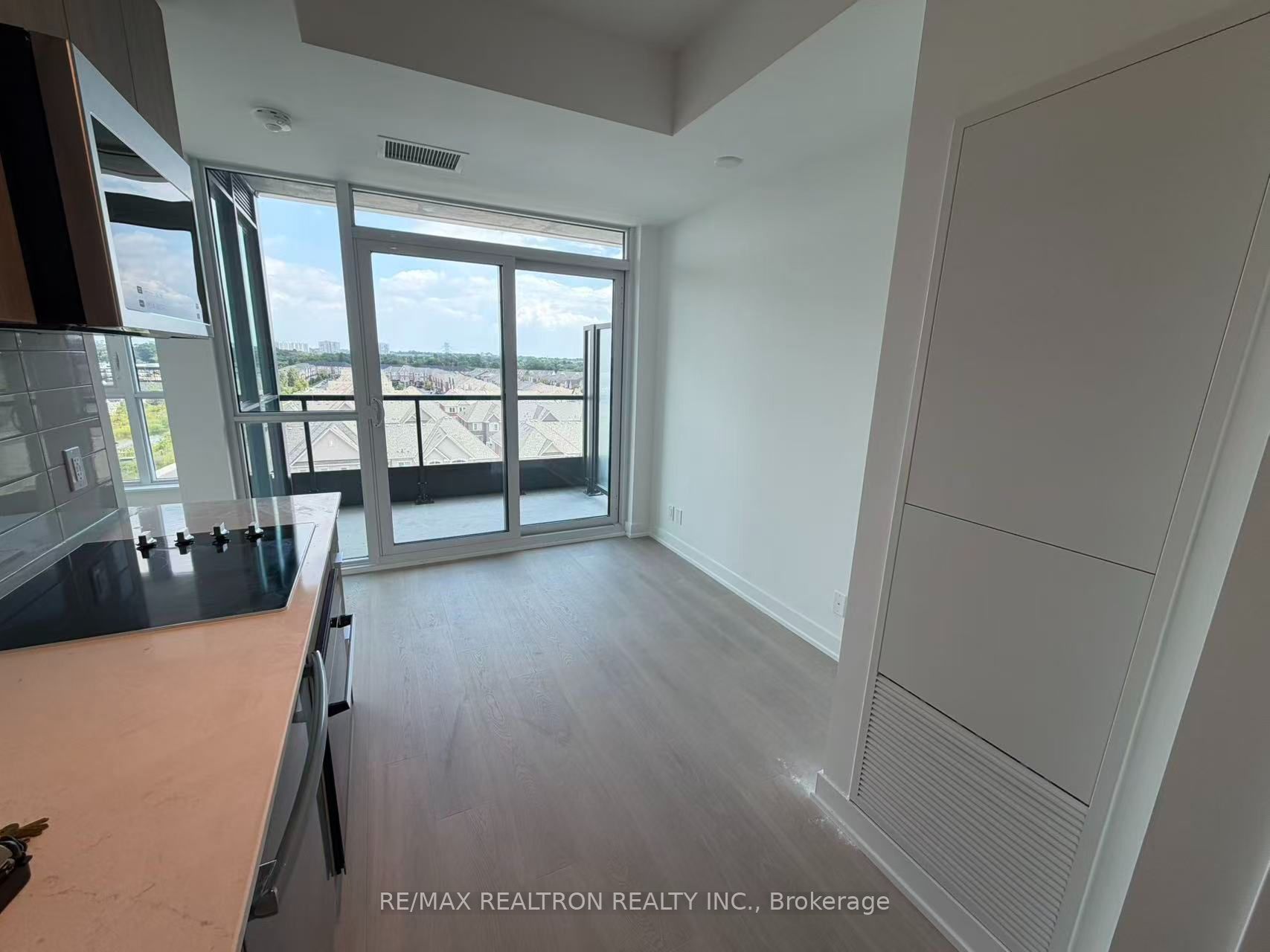 20 deans Drive 720, Toronto, ON M1L 0J7 photo 5