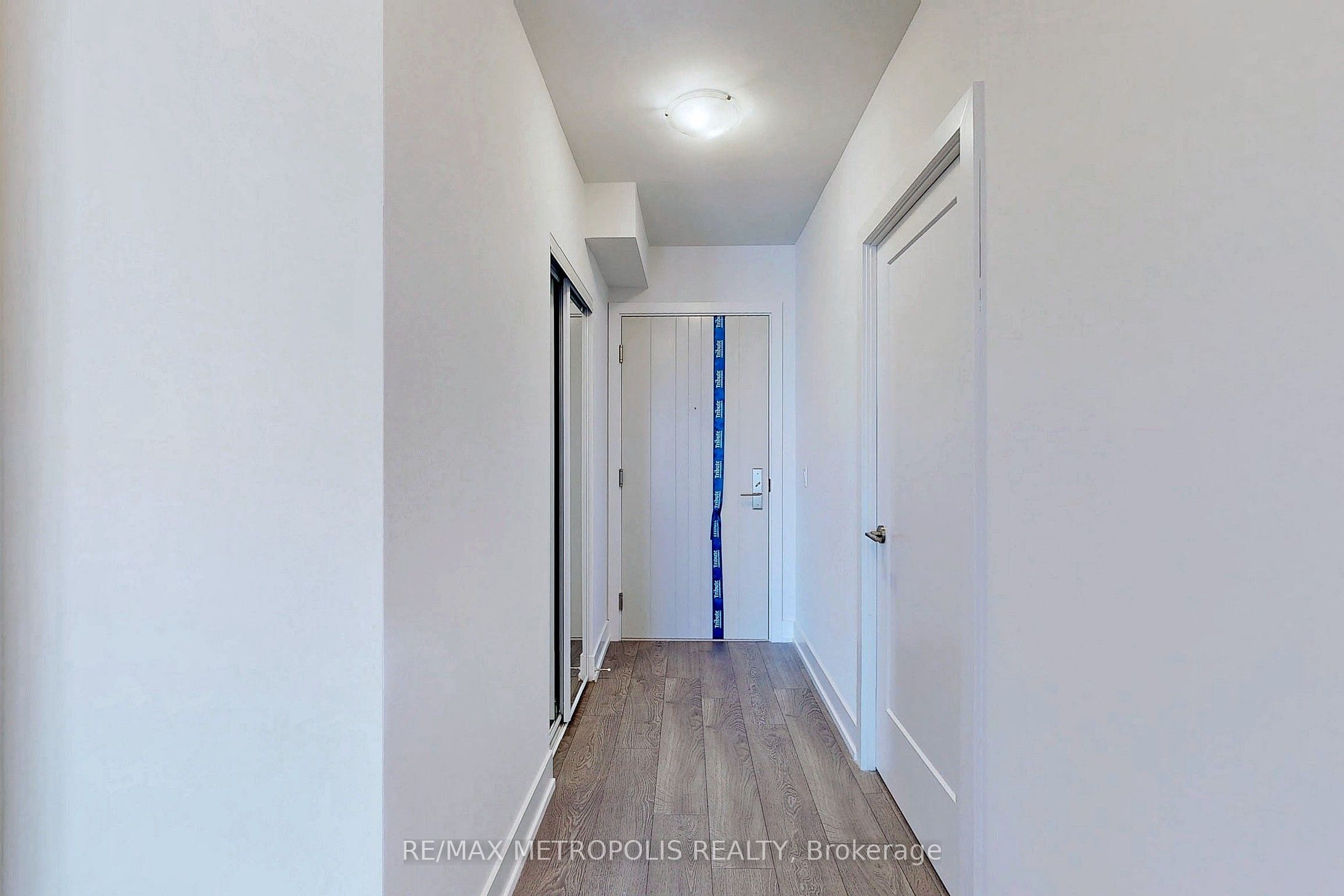 2550 Simcoe Street N 2215, Oshawa, ON L1L 0R5 photo 4