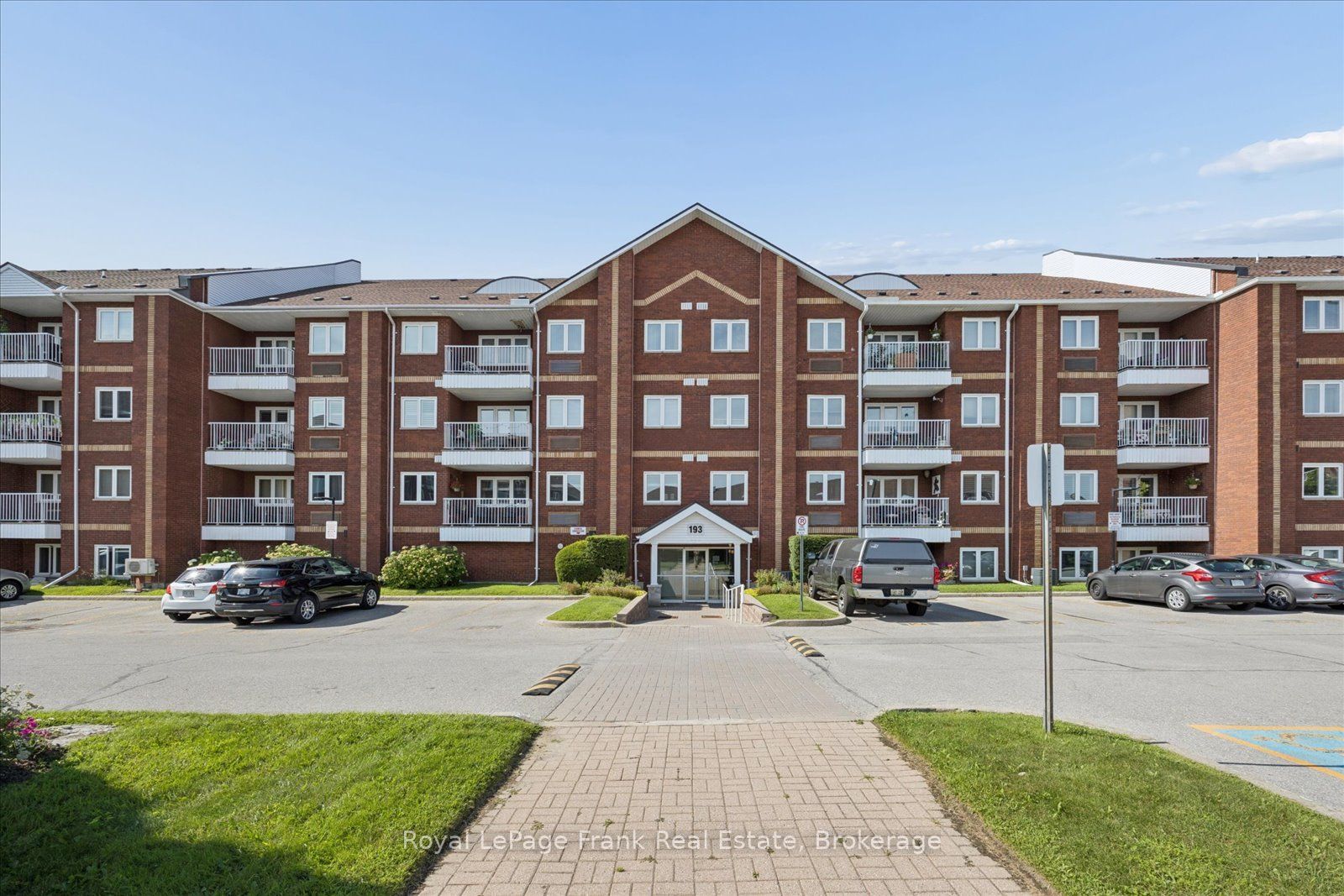 193 Lake Driveway Drive W 210, Ajax, ON L1S 7H8