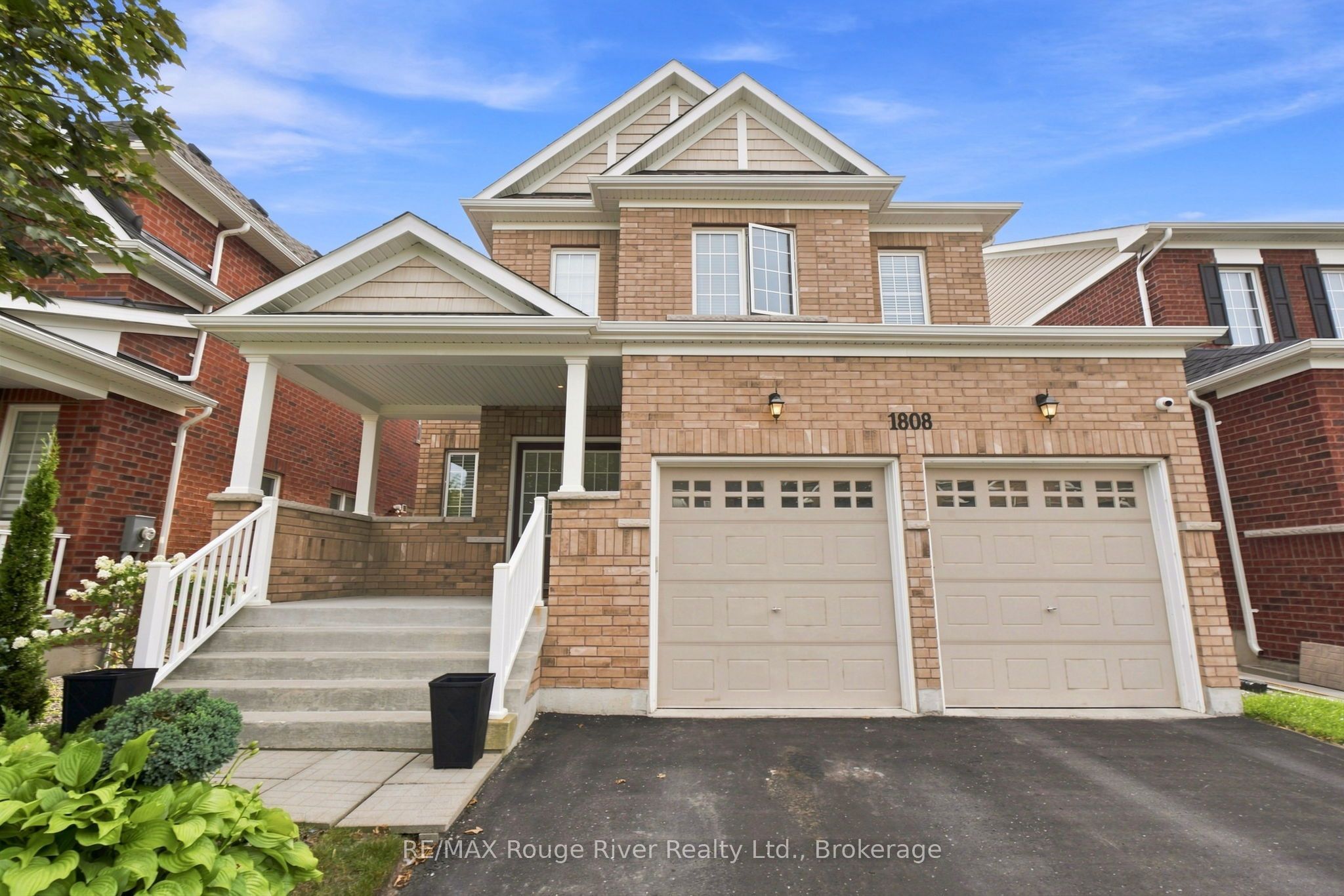 1808 Douglas Langtree Drive, Oshawa, ON L1K 0Y3