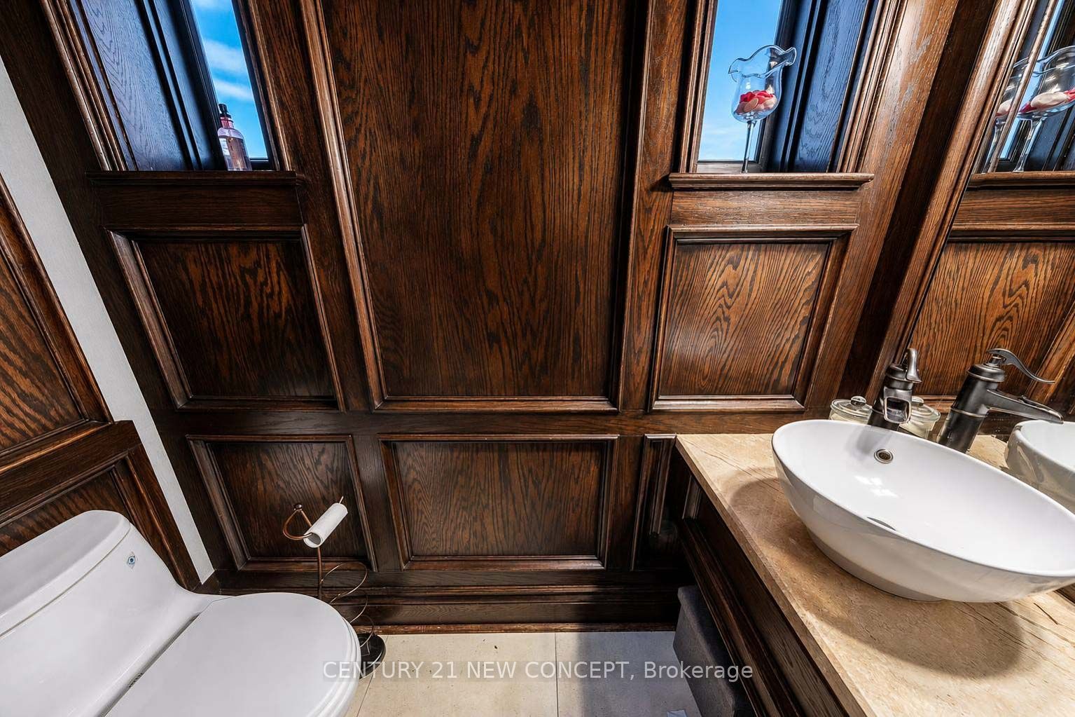 42 Bellefair Avenue, Toronto, ON M4L 3T8 photo 4
