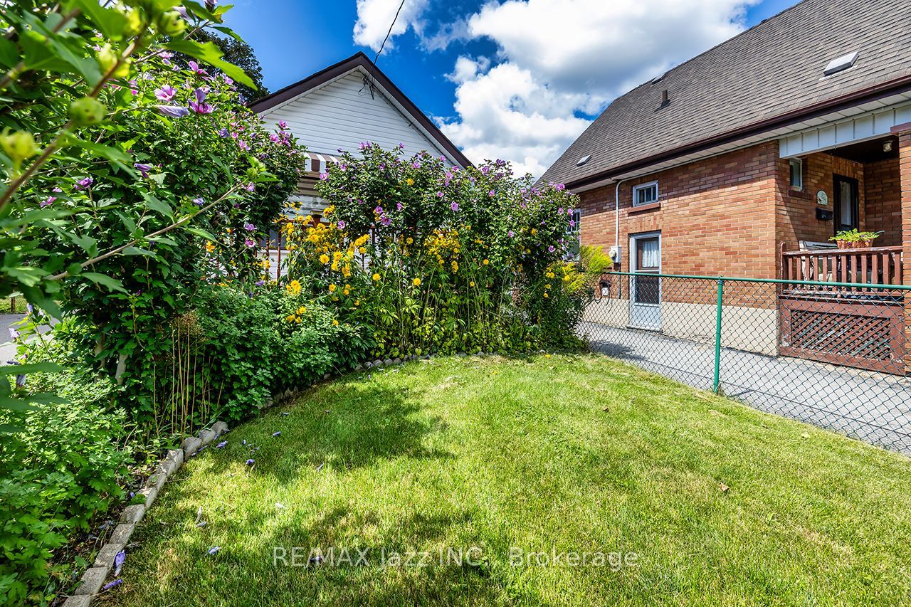 150 Verdun Road, Oshawa, ON L1H 5S8 photo 3