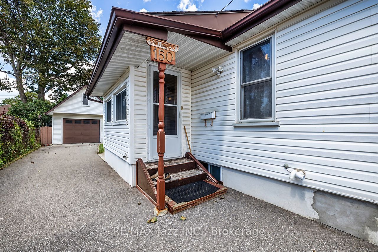 150 Verdun Road, Oshawa, ON L1H 5S8 photo 5