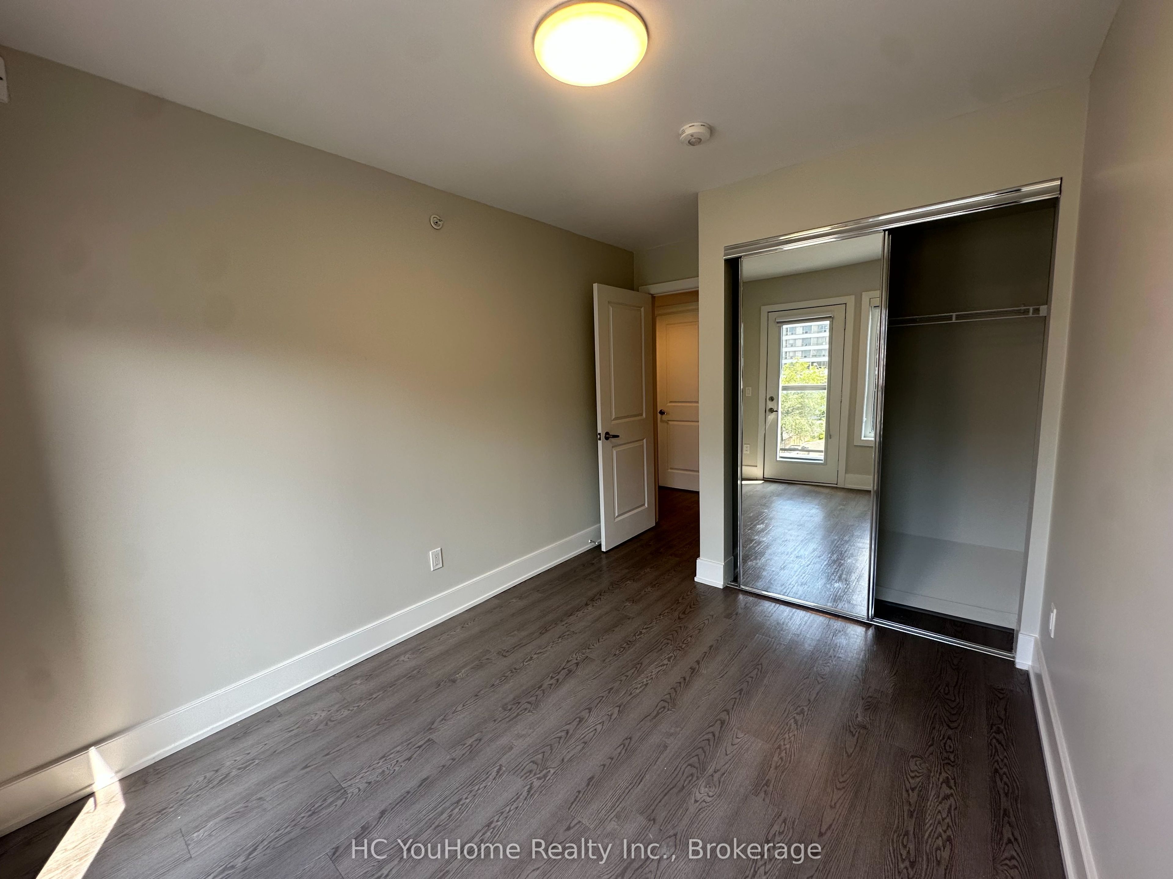 1265 Birchmount Road 02, Toronto, ON M1P 0E9 photo 5