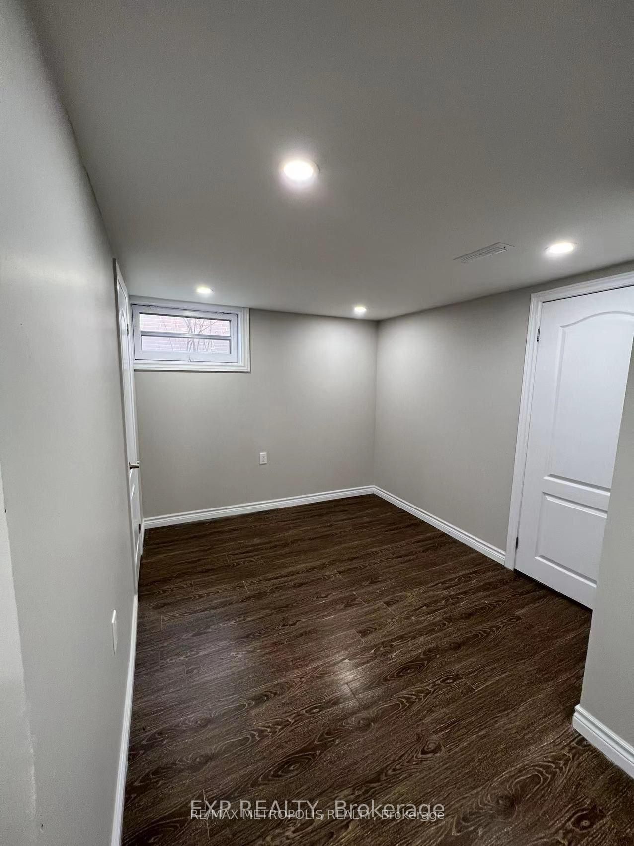 6 Mid Pines Road Bsmt, Toronto, ON M1G 2L6 photo 5