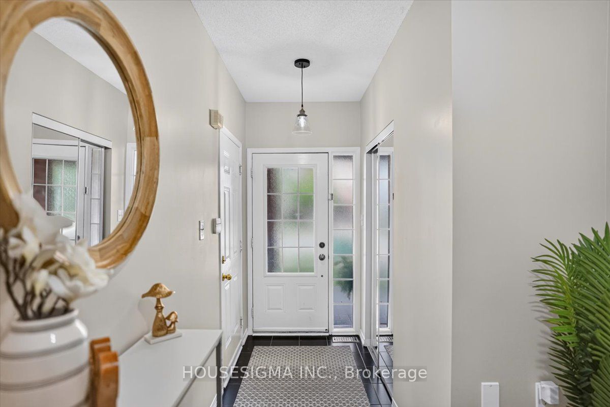 26 Linnell Street, Ajax, ON L1Z 0K9 photo 3