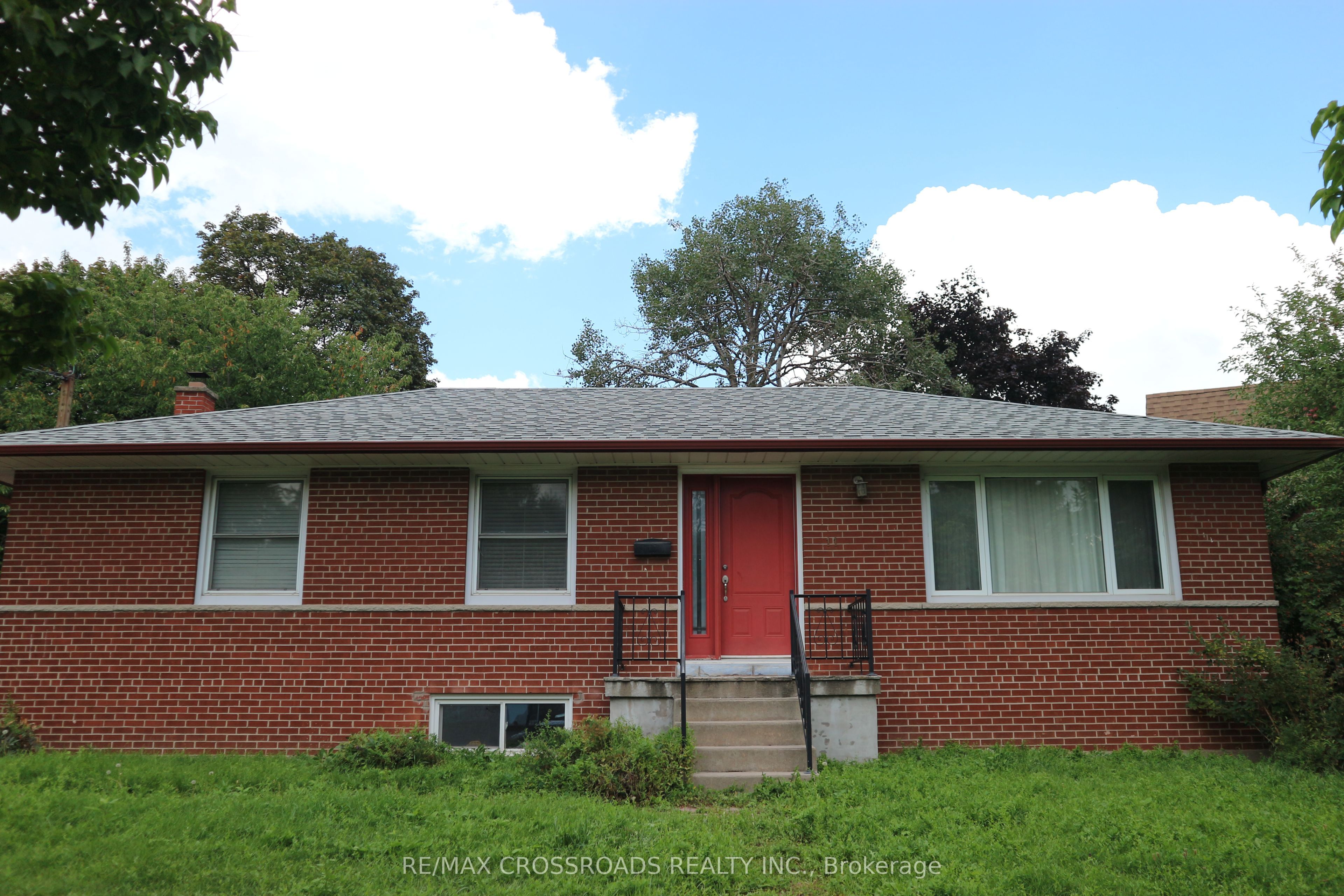 11 Cleta Drive, Toronto, ON M1K 3G5