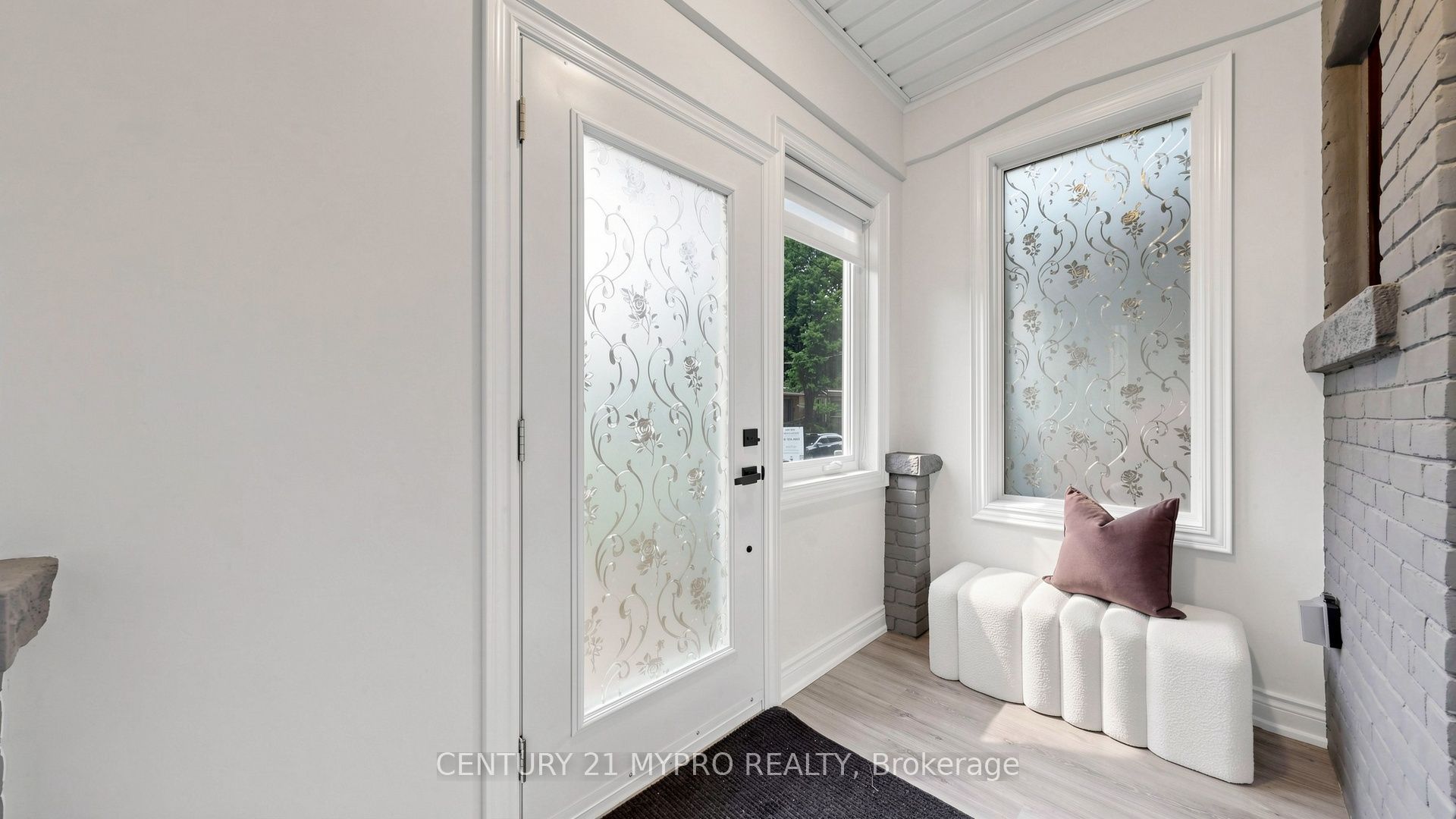 7 Cherry Nook Gardens, Toronto, ON M4L 1J5 photo 4