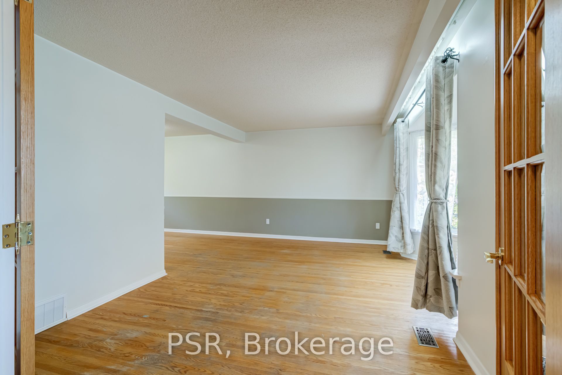 375 Inverness Drive, Oshawa, ON L1J 5T6 photo 5